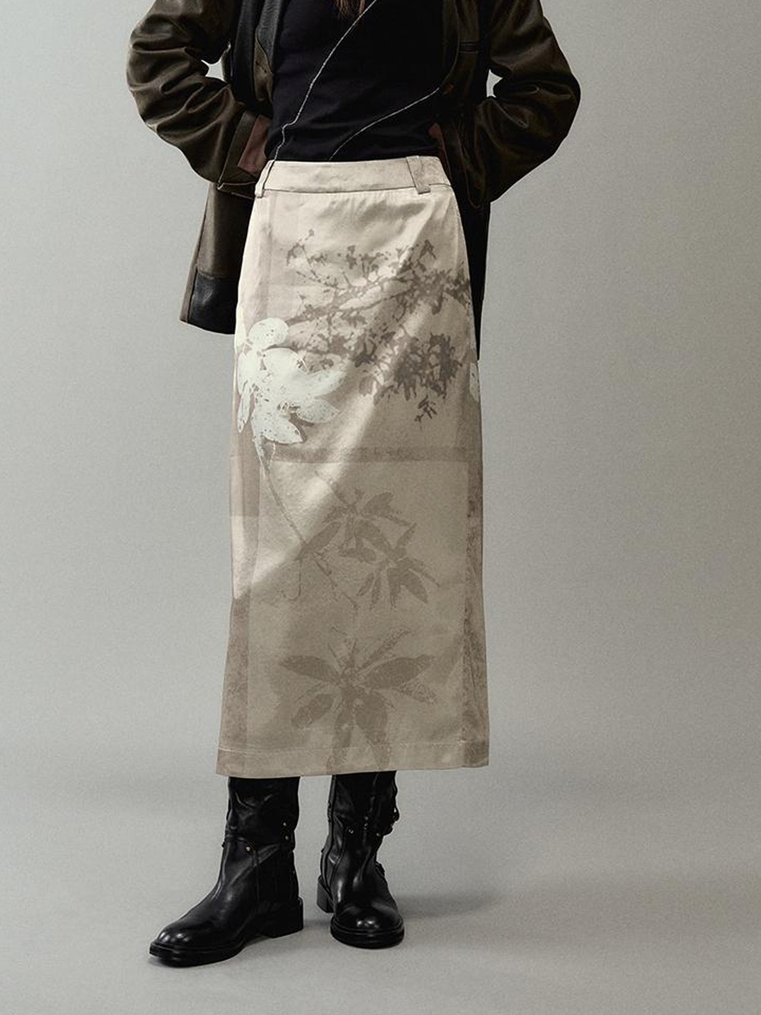 AnnoMundi Satin Slit Hem Midi Skirt with Branch Print