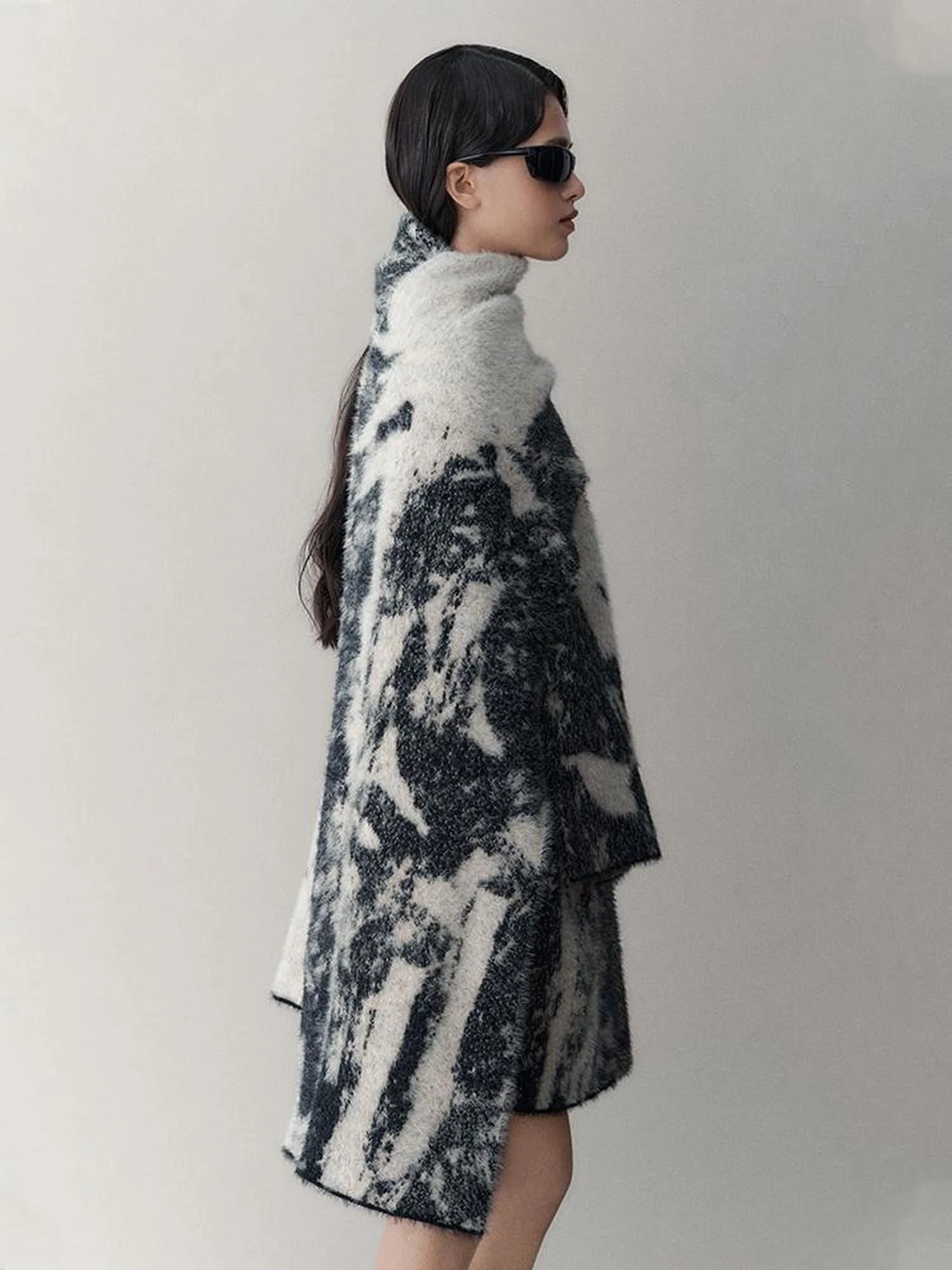 Shadow Bloom Loose Knit Cardigan Coat