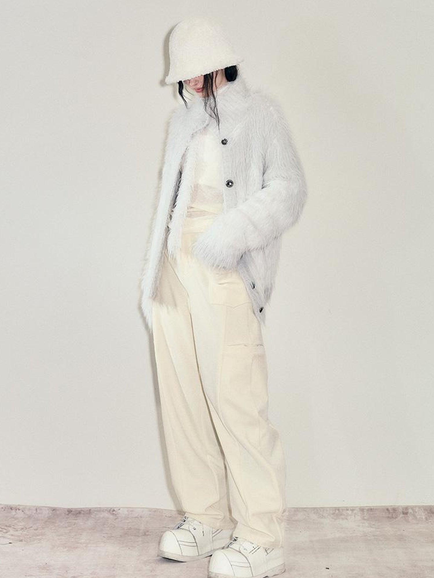 AnnoMundi Soft Plush Bucket Hat With Wide Brim