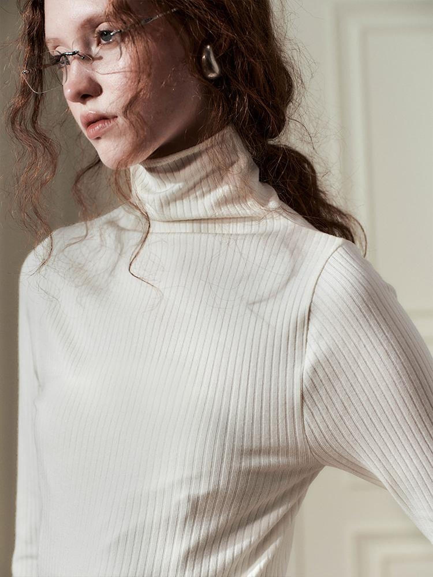 AnnoMundi Soft Wool High Neck Knit Top