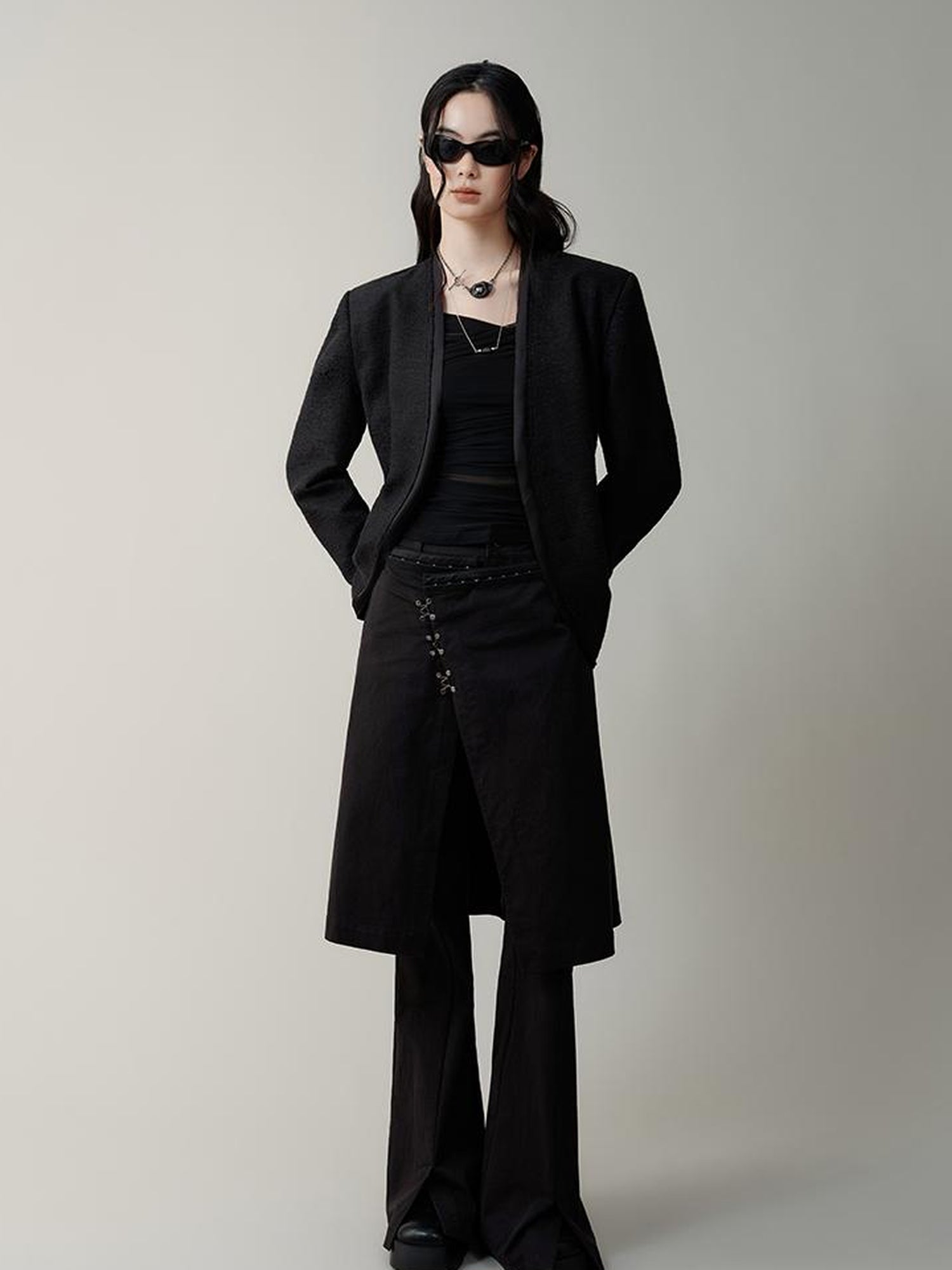 AnnoMundi Textured Arc Panel Blazer