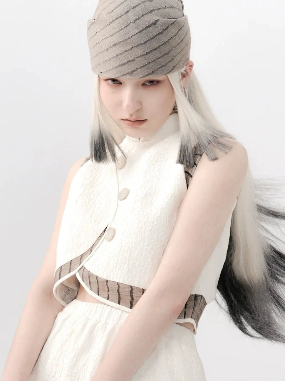 AnnoMundi Textured Lace Square Scarf Accessories