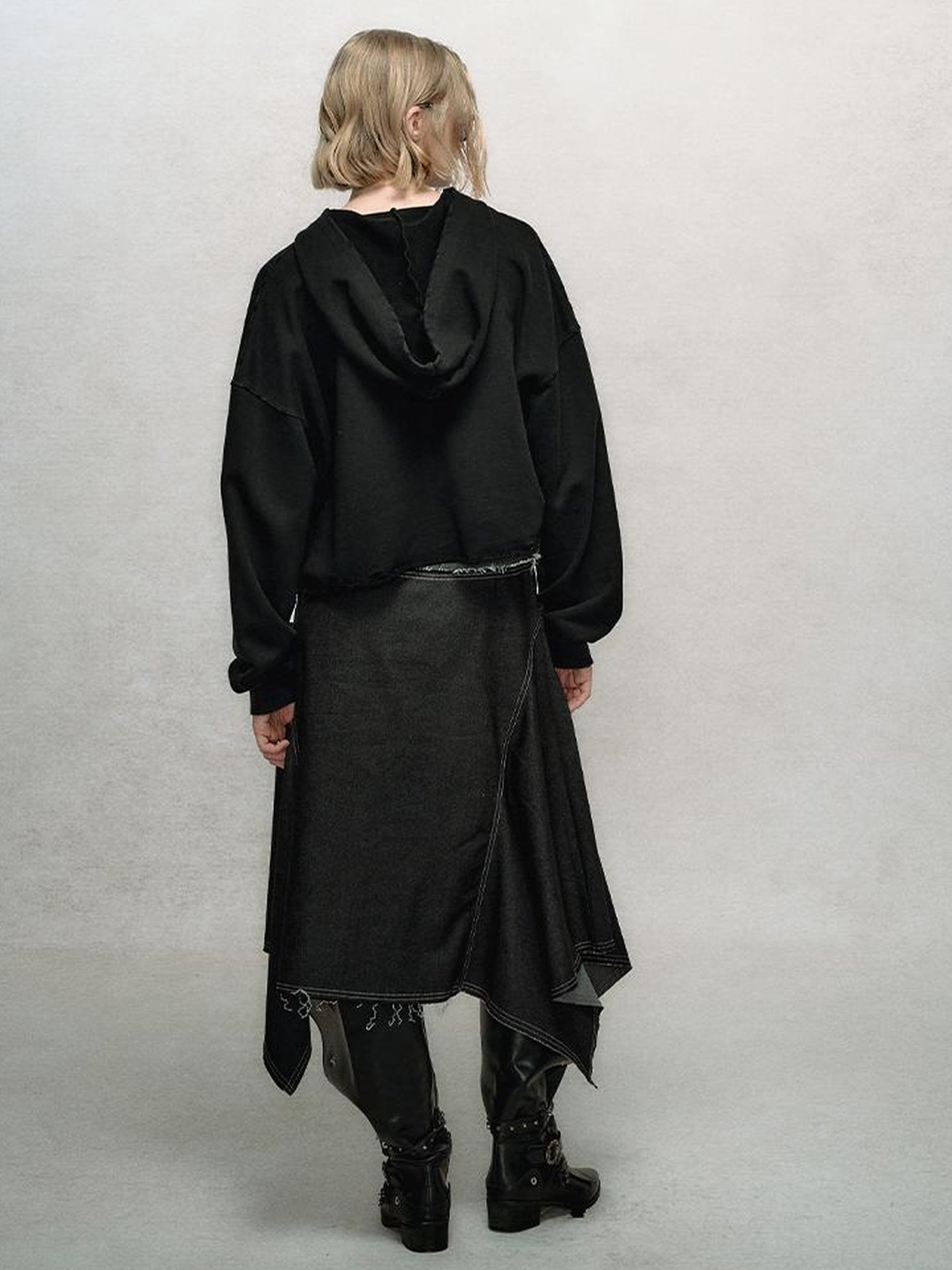 AnnoMundi V-Neck Washed Distressed Hoodie Cropped Pullover