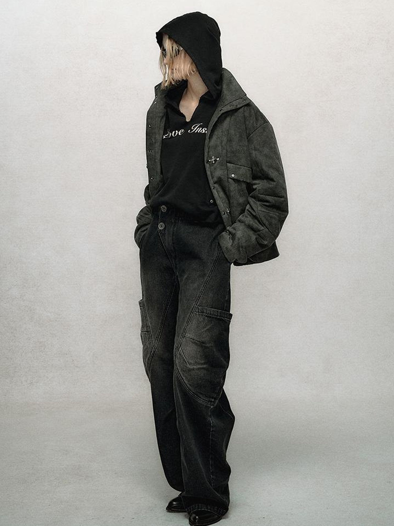 AnnoMundi V-Neck Washed Distressed Hoodie Cropped Pullover