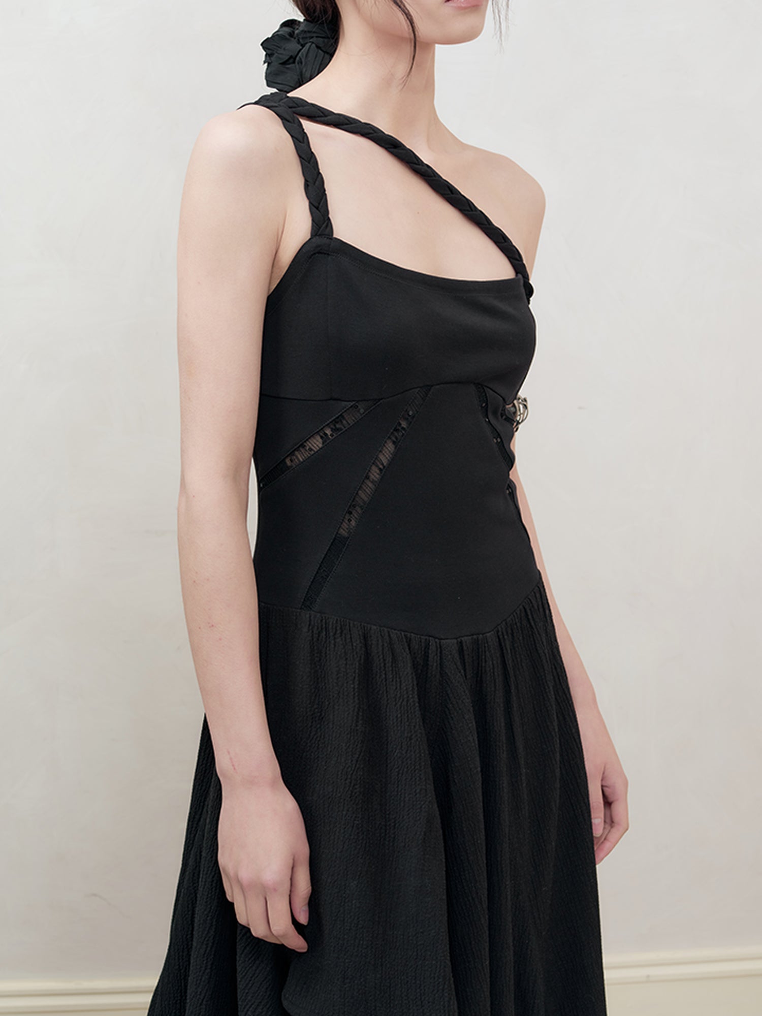 AnnoMundi Vintage 3D Floral Bud Sleeveless V-Neck Dress