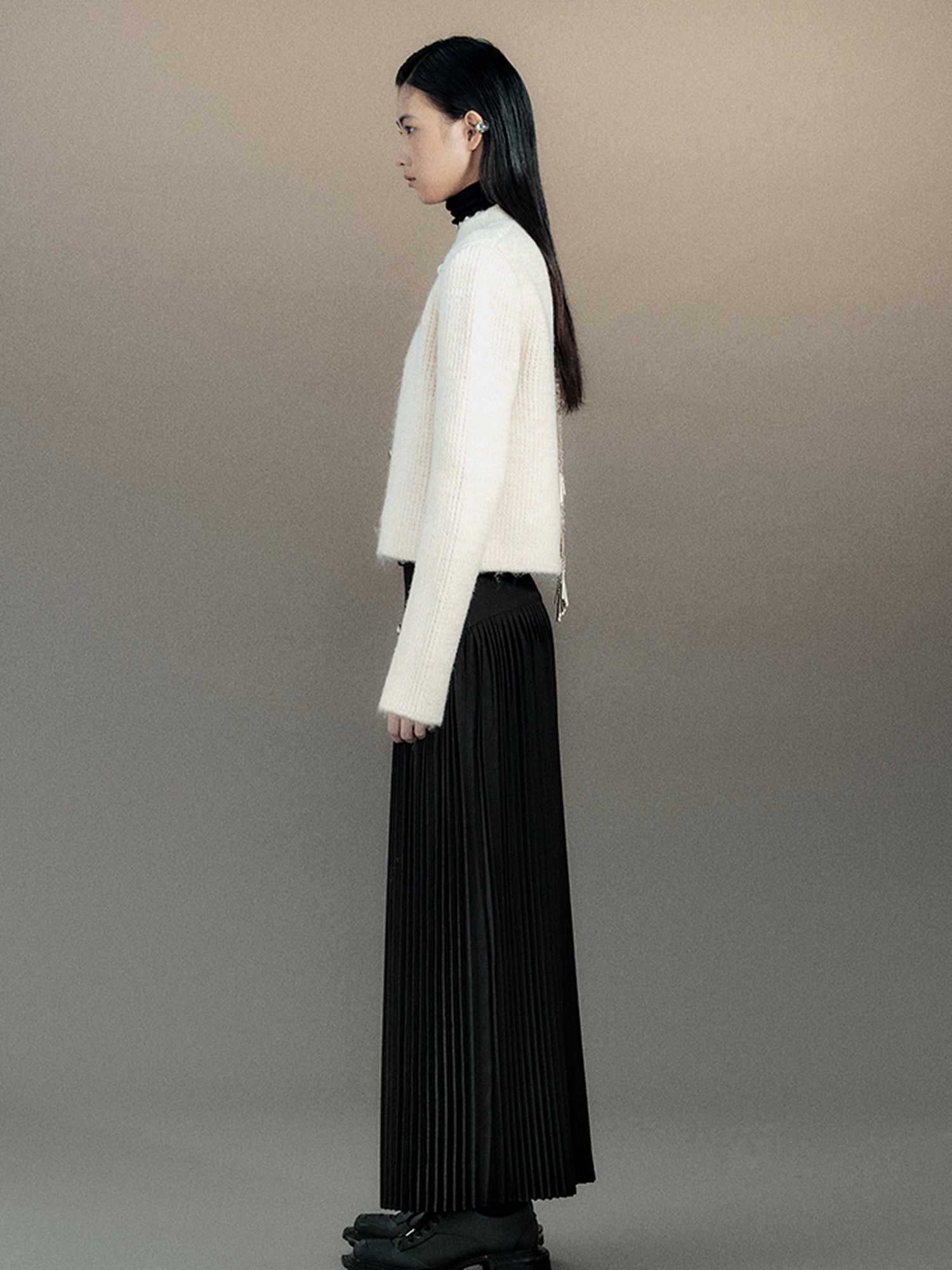 AnnoMundi Vintage Knot Button Knit Cardigan