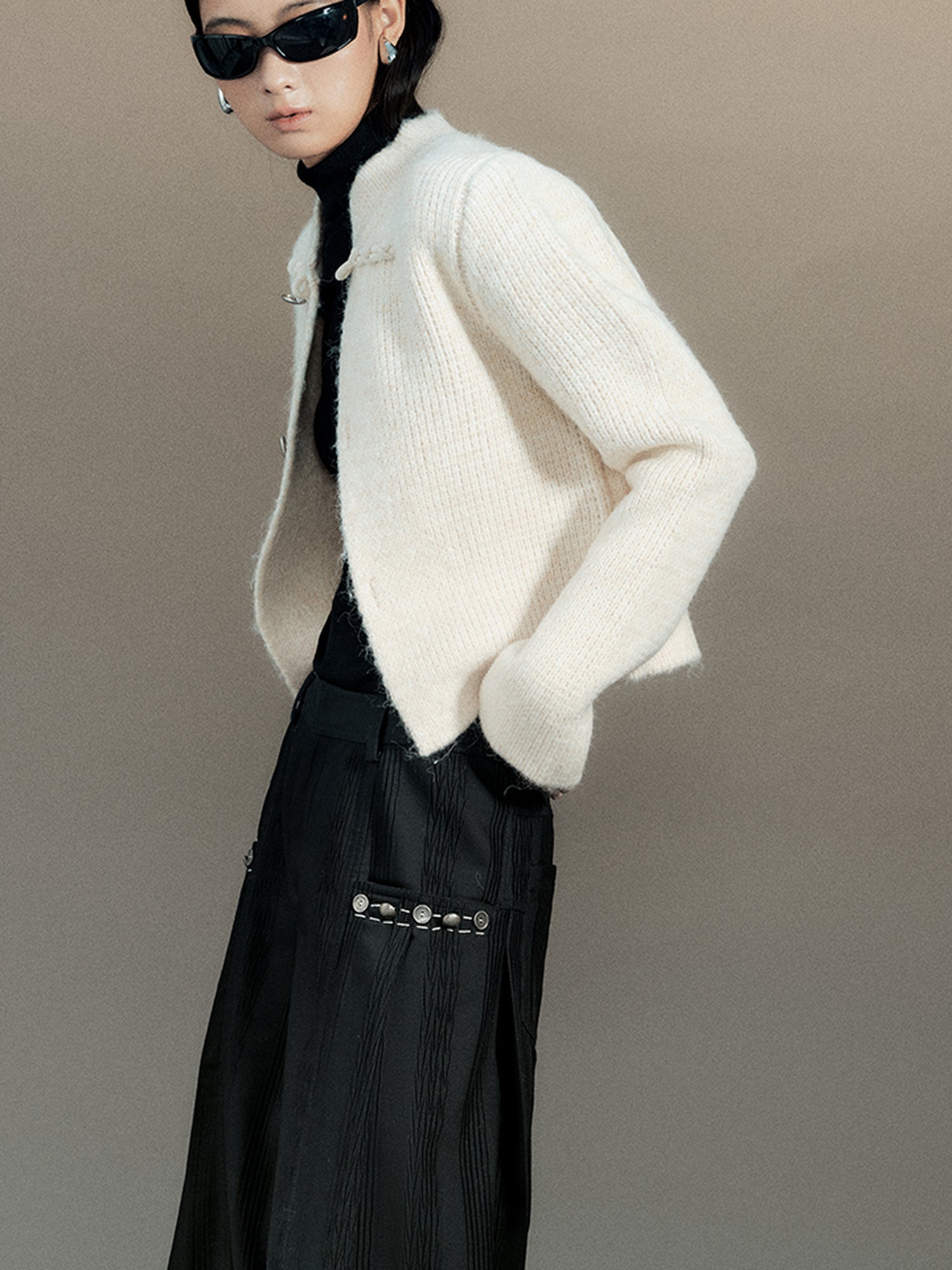 AnnoMundi Vintage Knot Button Knit Cardigan