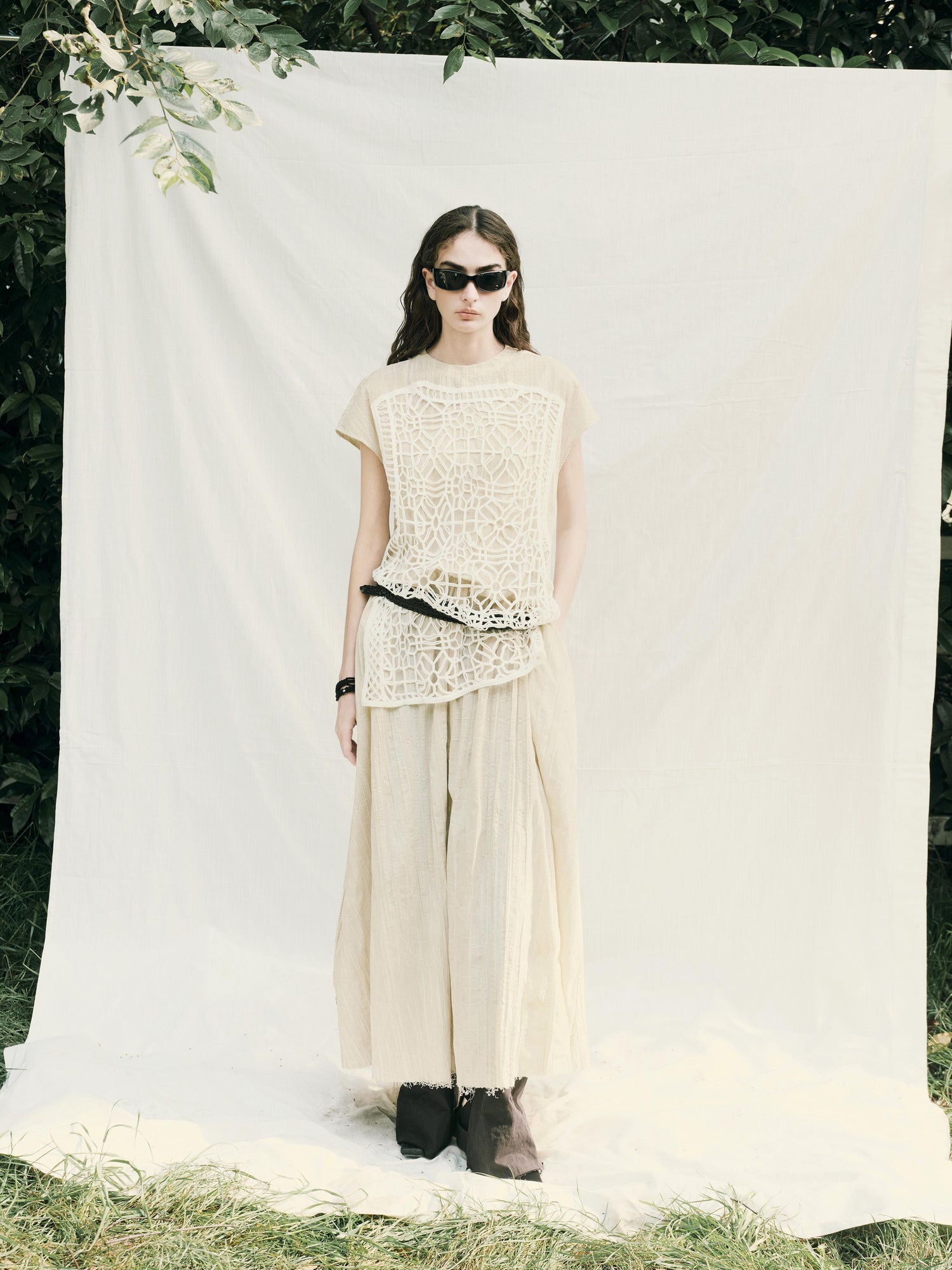 AnnoMundi Vintage Lace Trimmed Silhouette Dress