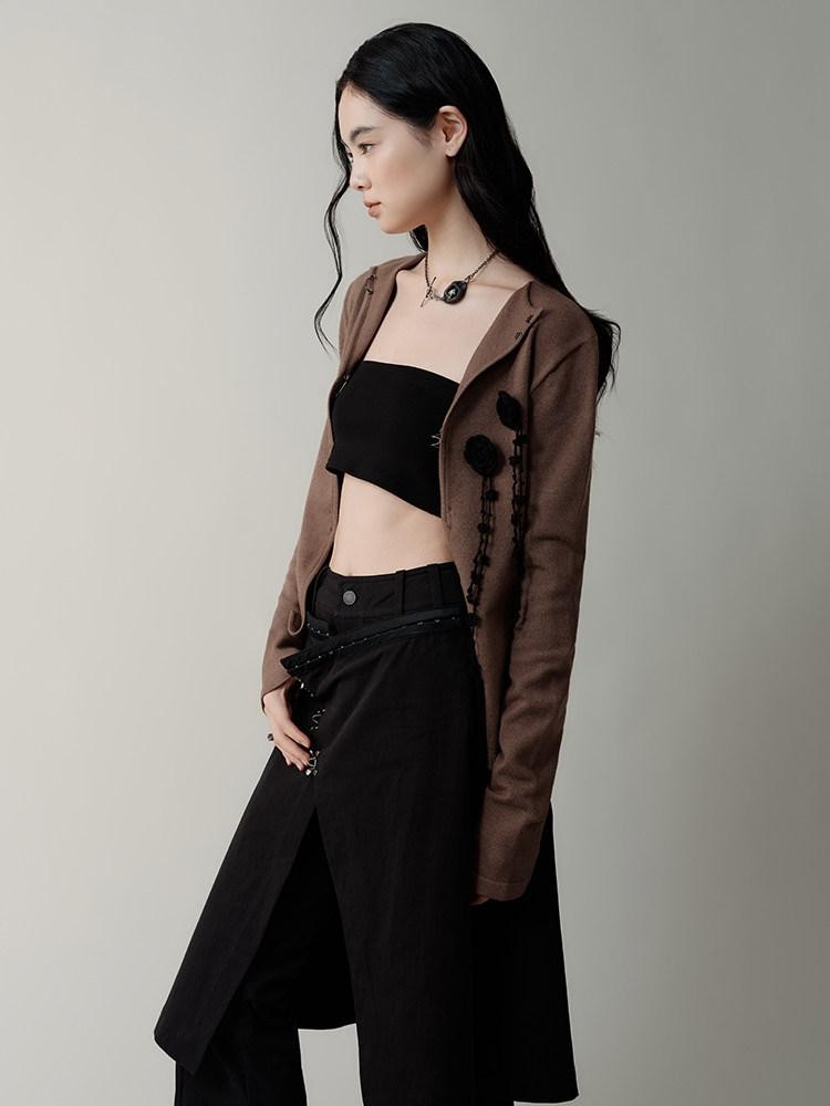 AnnoMundi Vintage Lapel Hook Closure Slim Women&