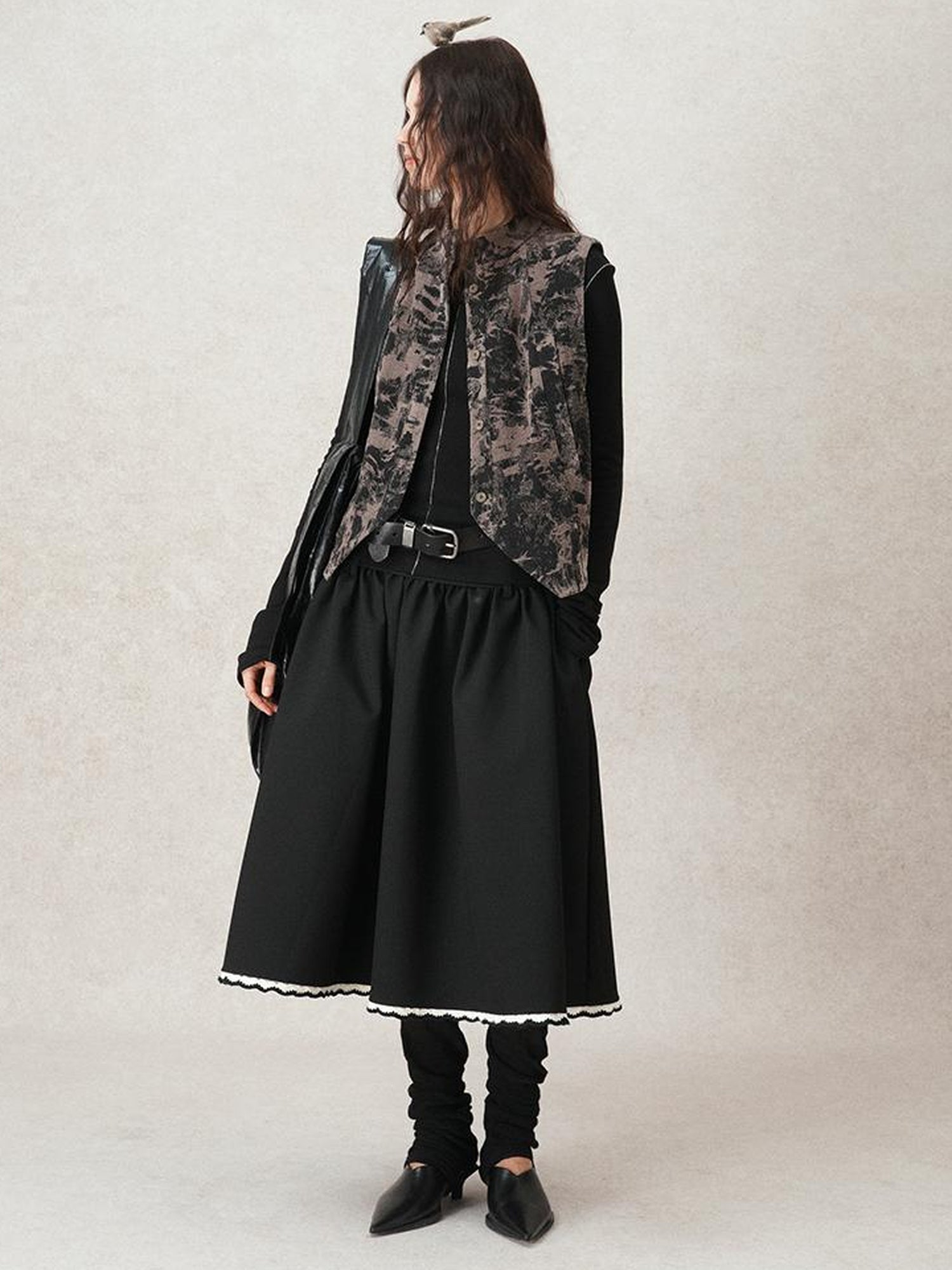 AnnoMundi Vintage Shadow Bloom Velvet Vest