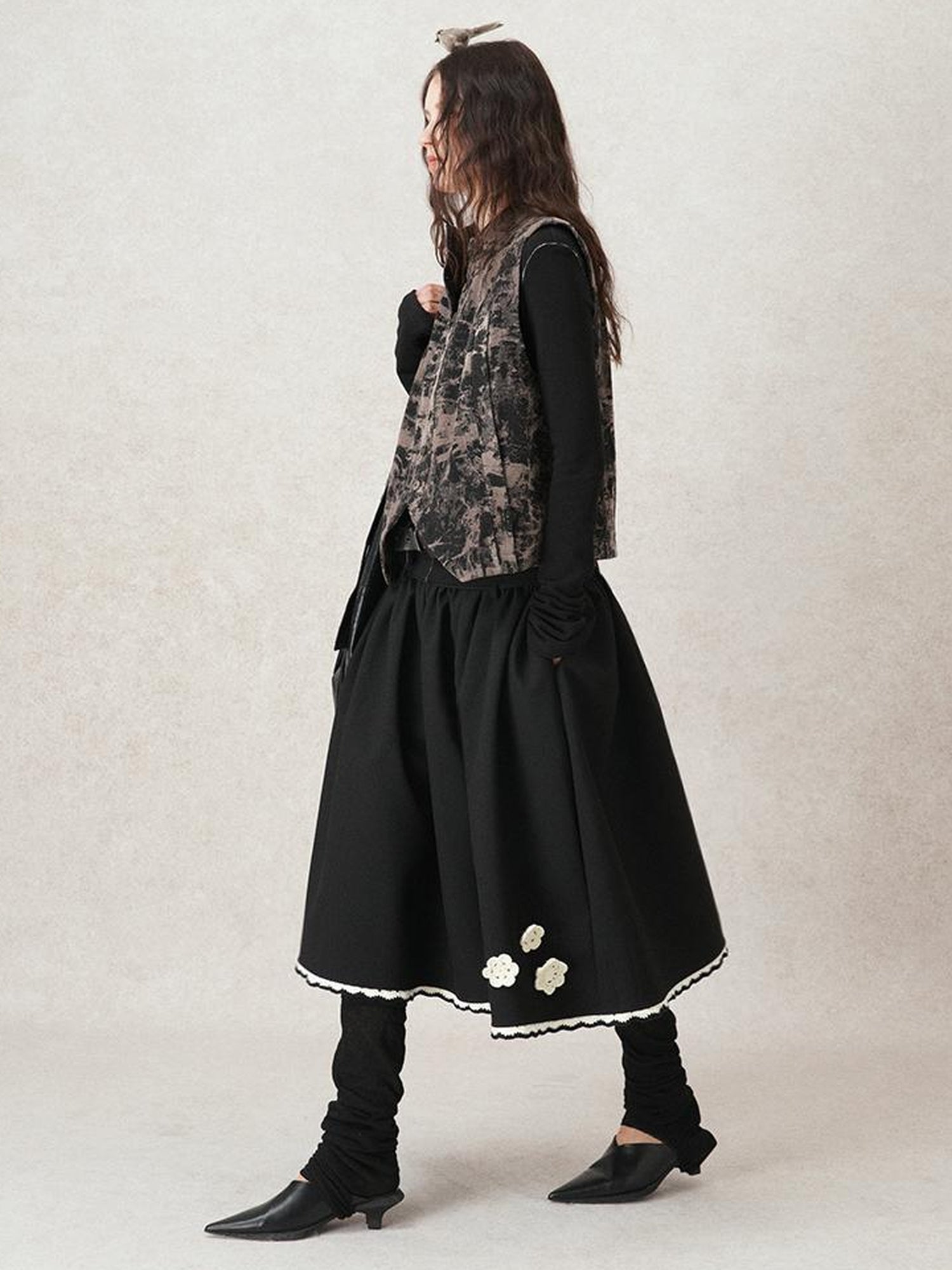 AnnoMundi Vintage Shadow Bloom Velvet Vest