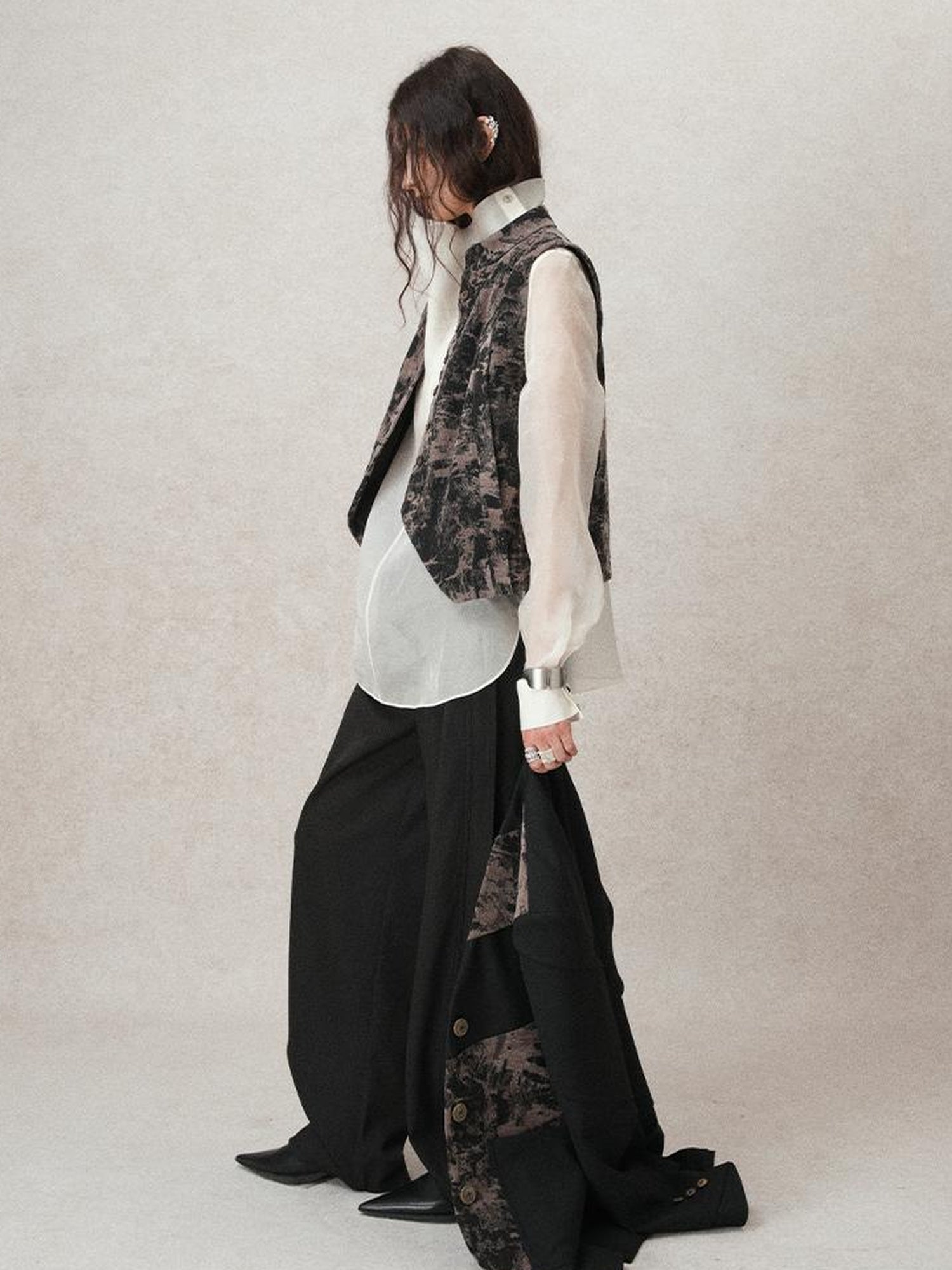 AnnoMundi Vintage Shadow Bloom Velvet Vest