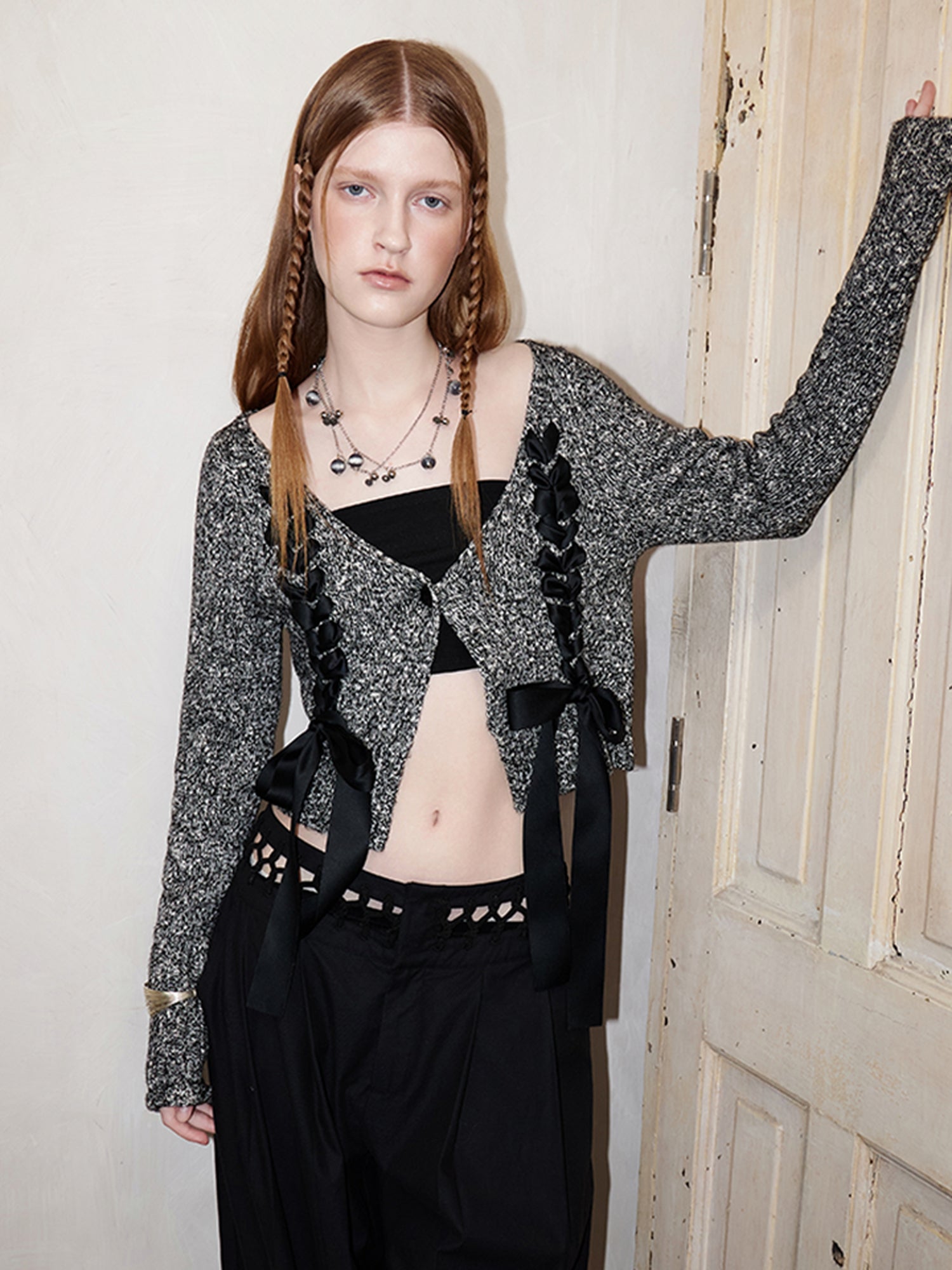 AnnoMundi Vintage V-Neck Knit Cardigan With Drawstring