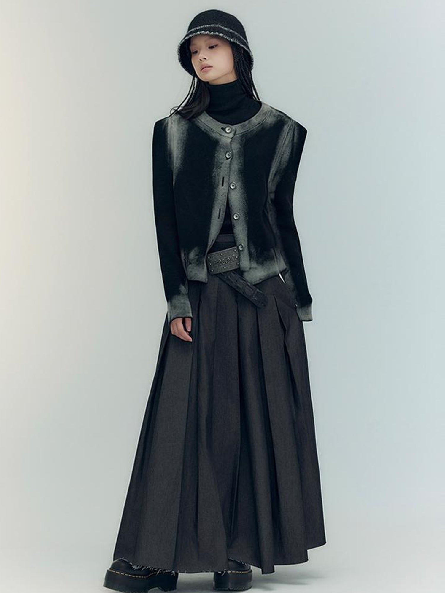 AnnoMundi Vintage Washed Gradient Cotton Knit Cardigan