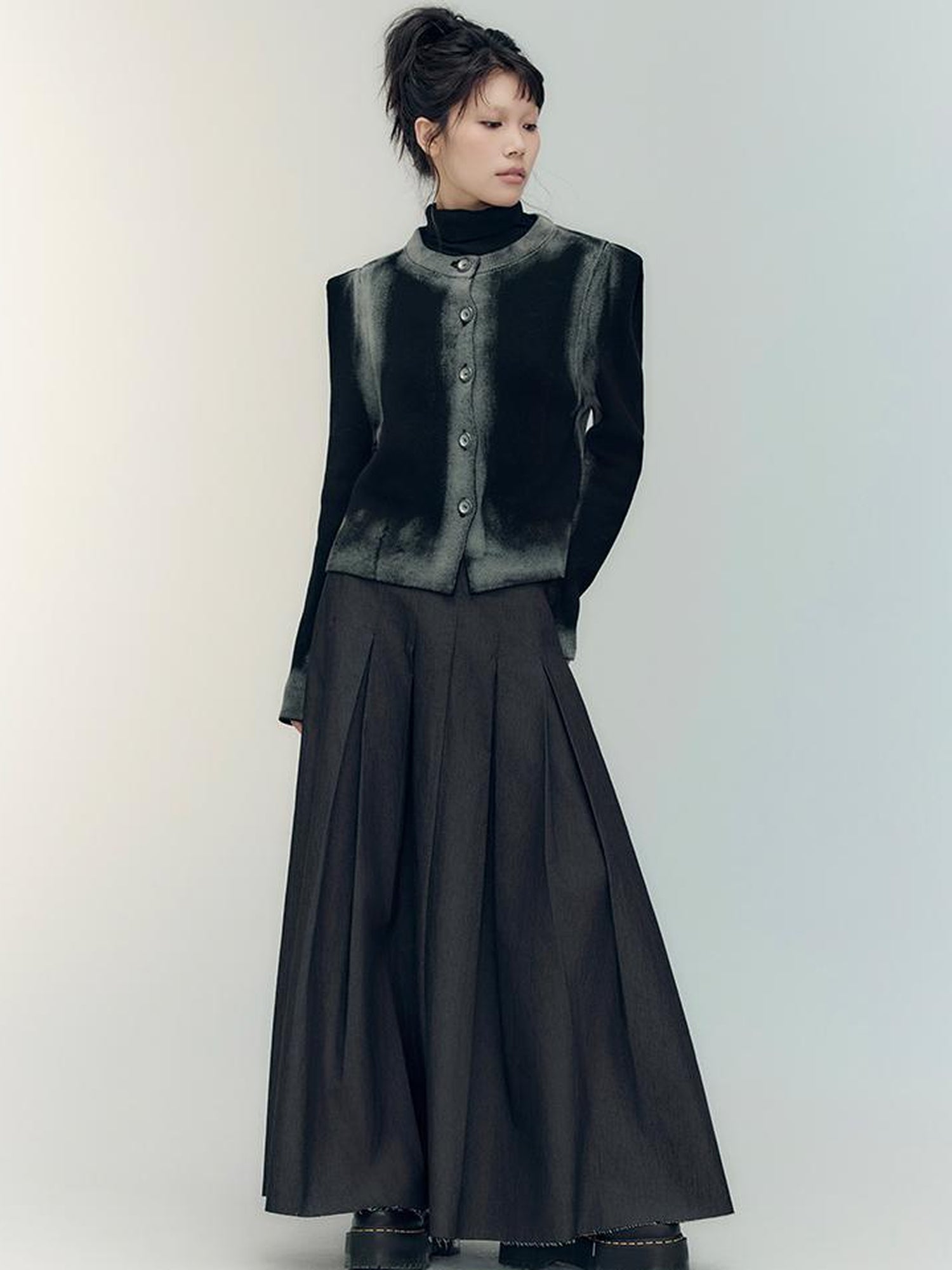 AnnoMundi Vintage Washed Gradient Cotton Knit Cardigan