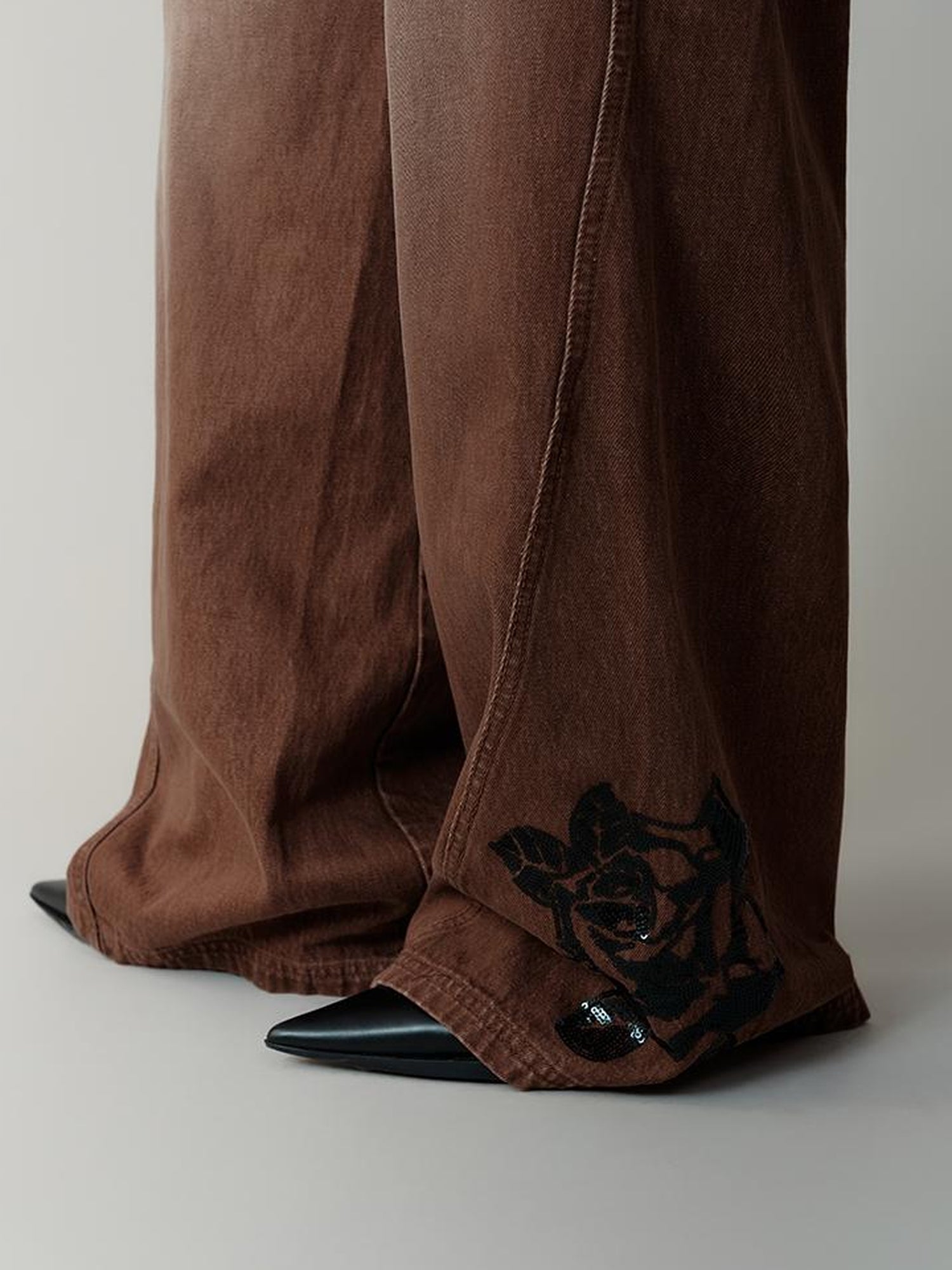 AnnoMundi Volcanic Rose Embroidered Wide Leg Jeans