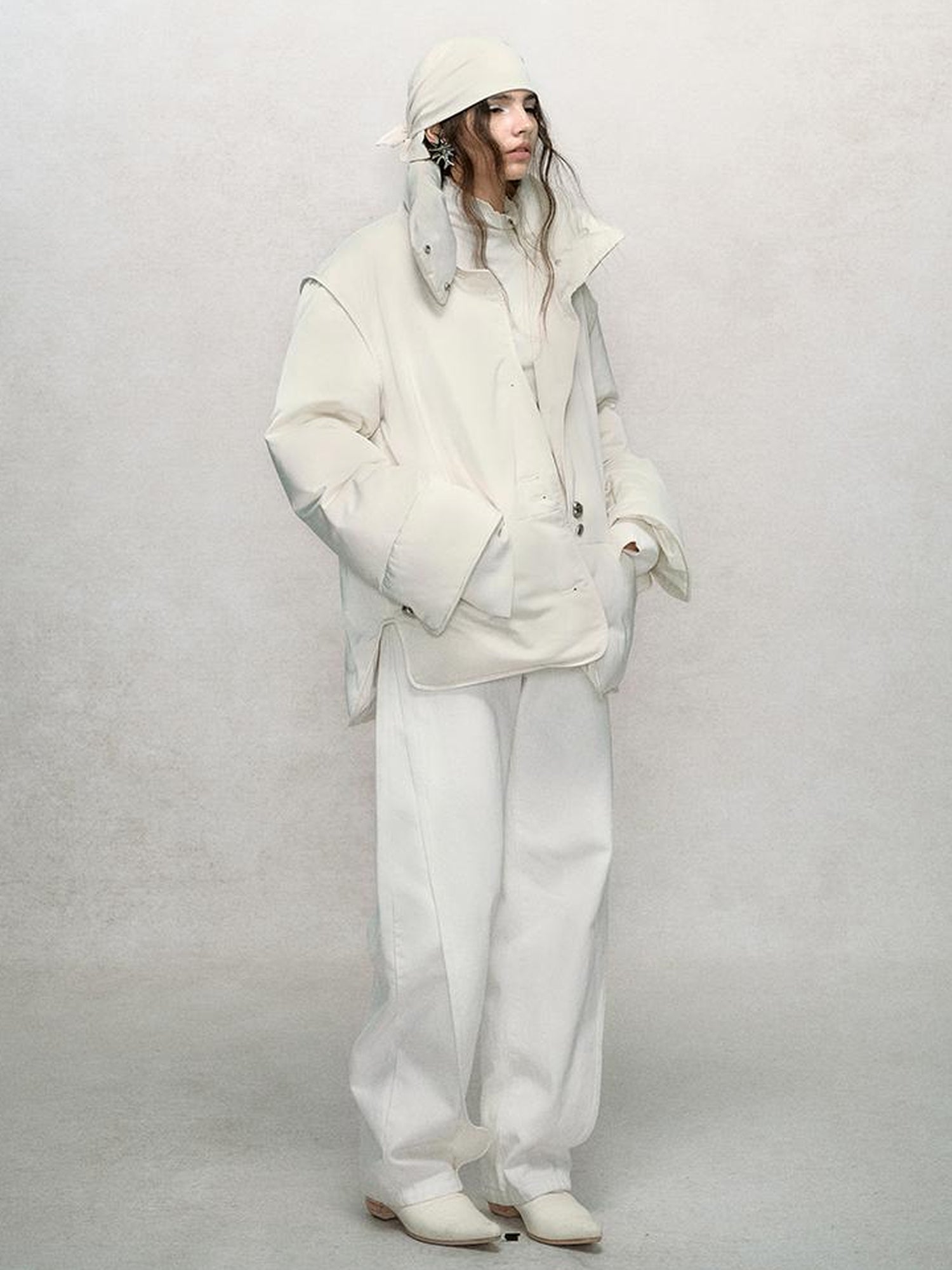 AnnoMundi Winter Short White Duck Down Puffer Jacket