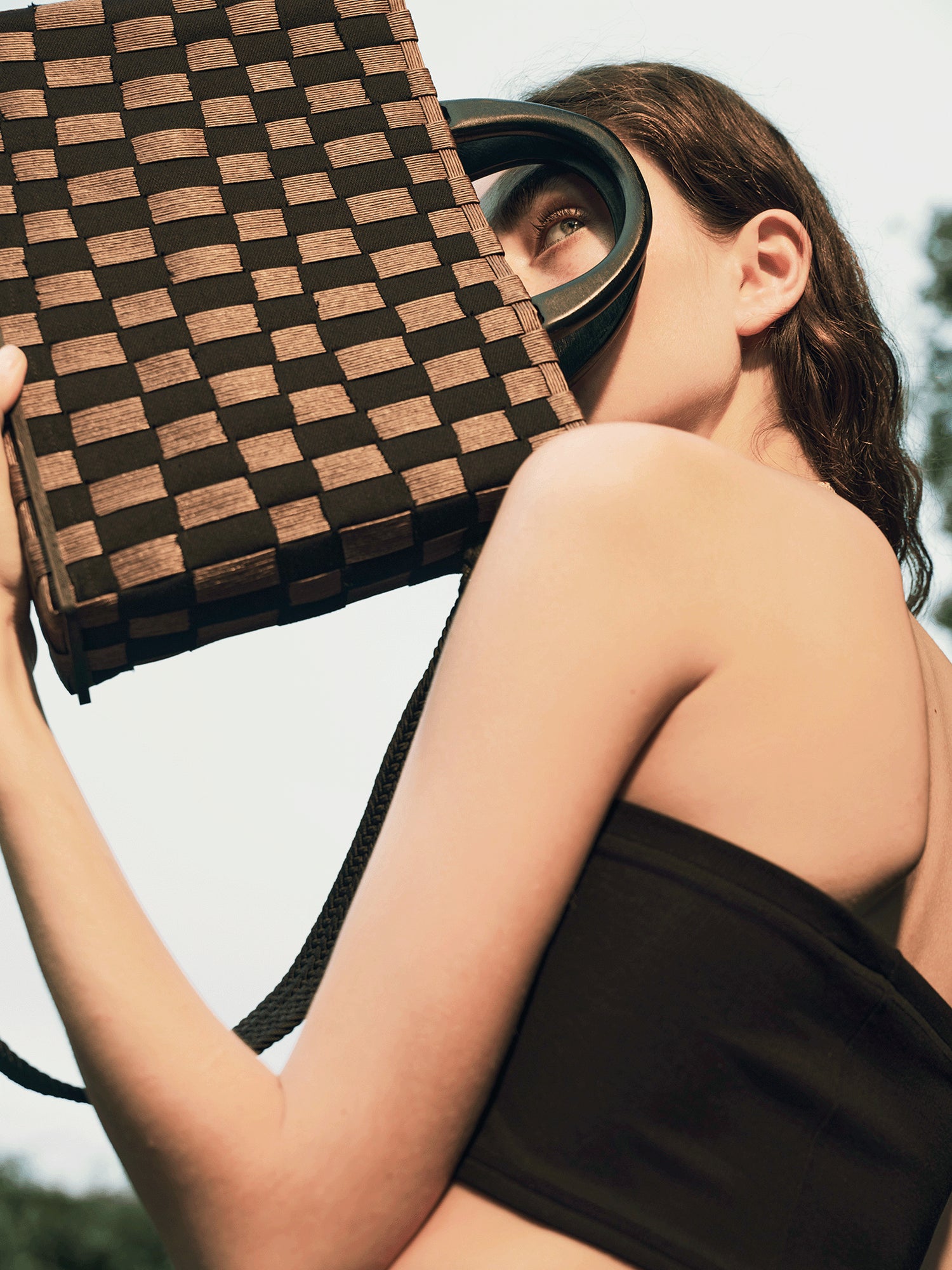AnnoMundi Woven Wood Tote Timeless Waves
