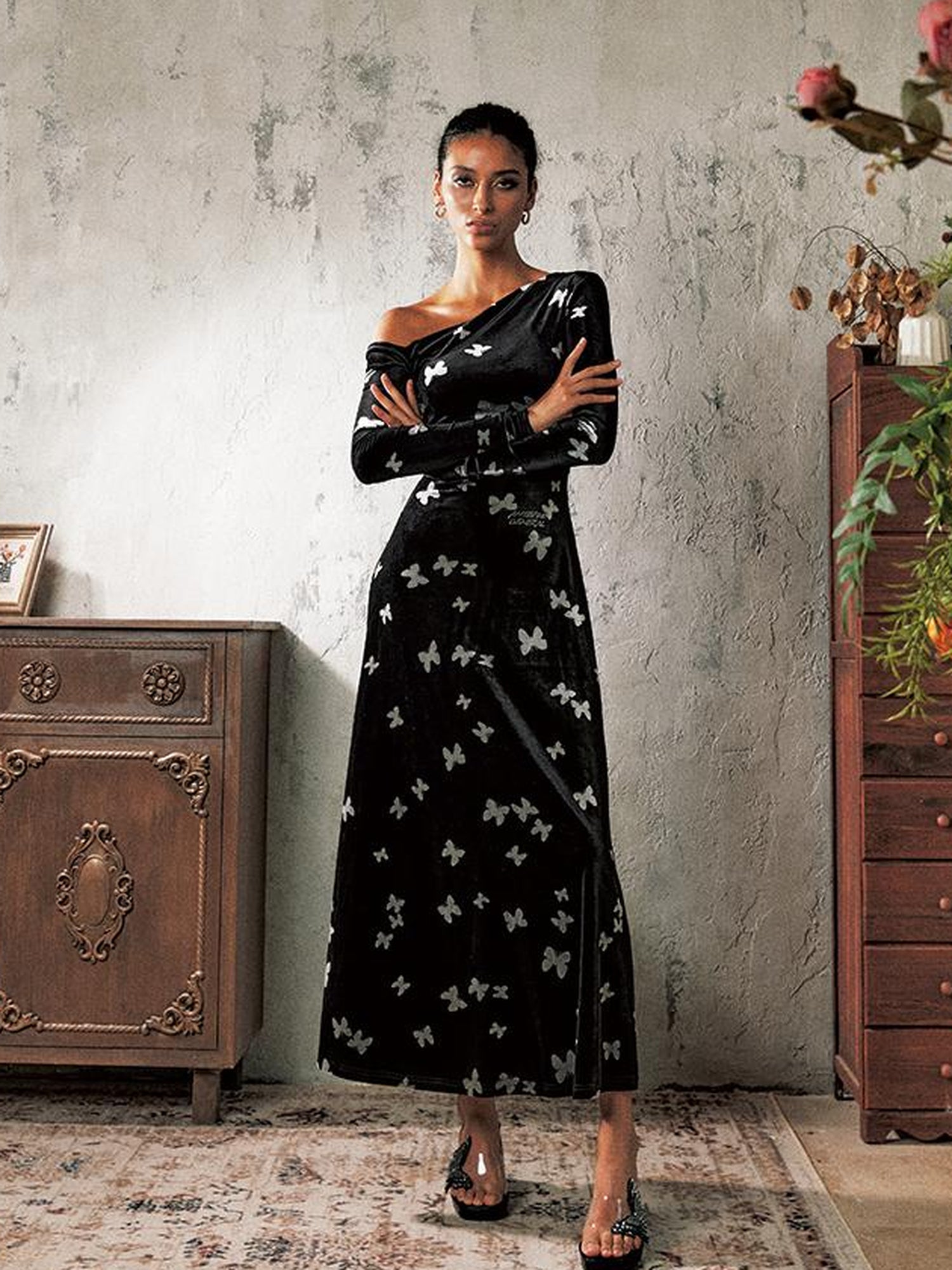 Update Anti Being General Butterfly Dream Bias Cut Velvet Gown