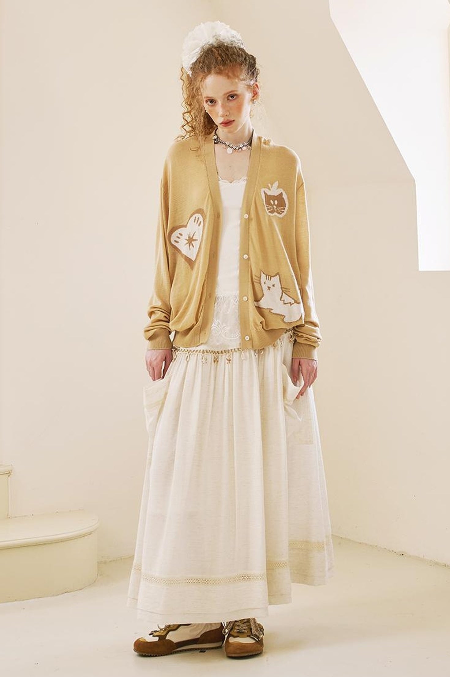 DIDDI MODA Apple Cat Print Lightweight Knit Cardigan