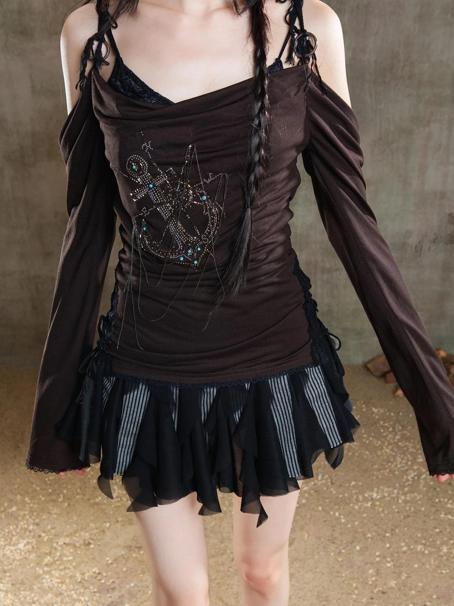 Ariadna Vintage Acrylic Sheer Sunshield Cape