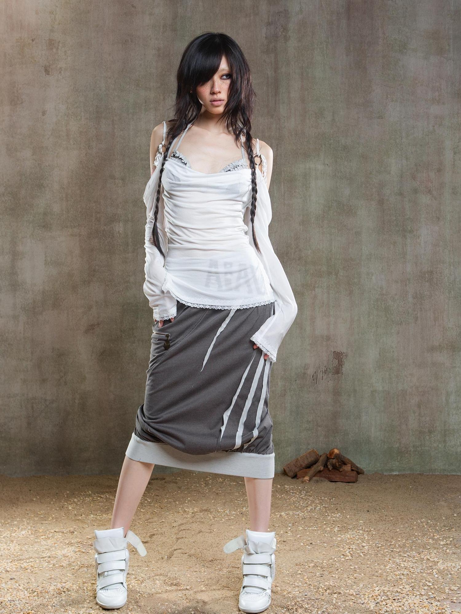ARIADNAw Ariadna Vintage Acrylic Sheer Sunshield Cape
