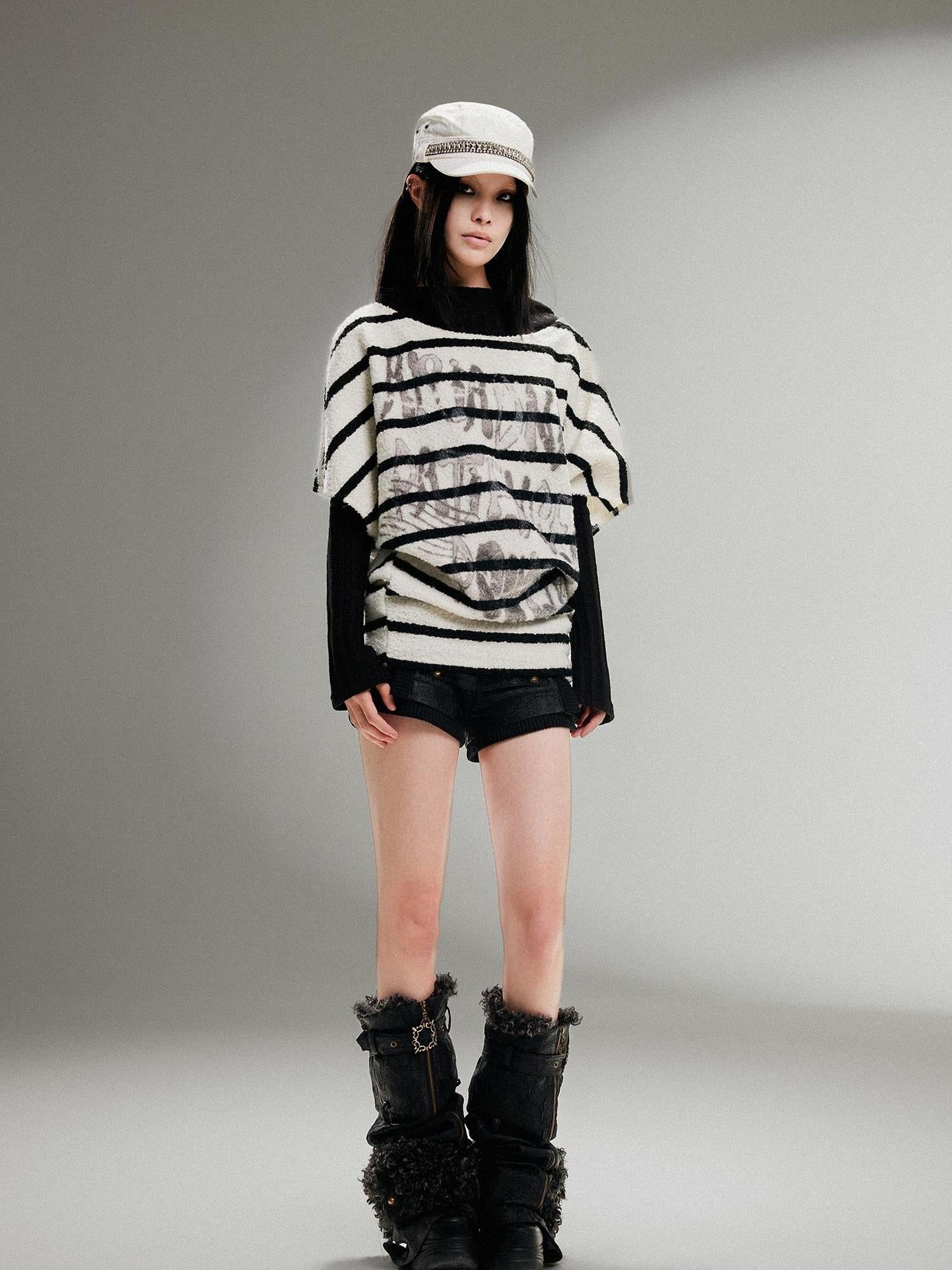 ARIADNAw Ariadnaw Punk Rock Low Rise Leather Shorts With Wool Leg Warmers
