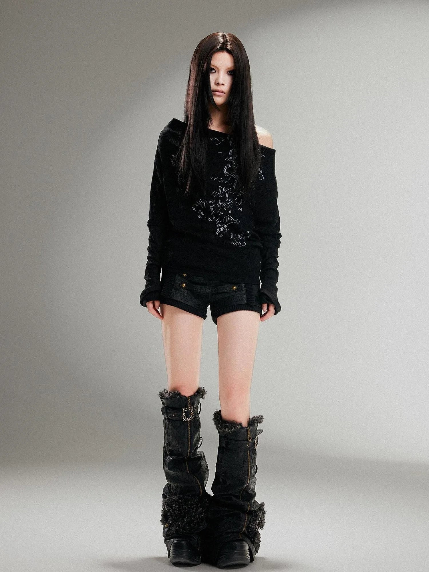 Ariadnaw Punk Rock Low Rise Leather Shorts With Wool Leg Warmers