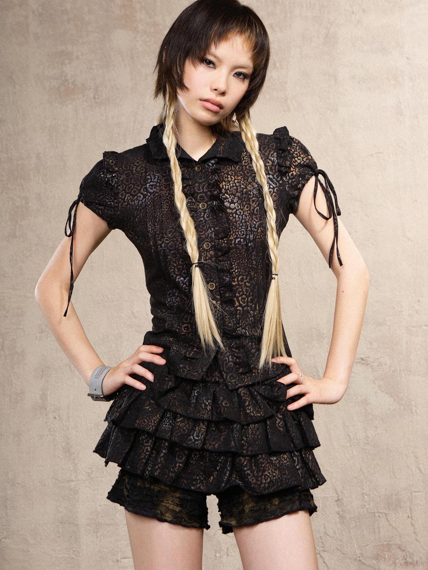 ARIADNAw Ariana Slim Leopard Print Punk Shirt