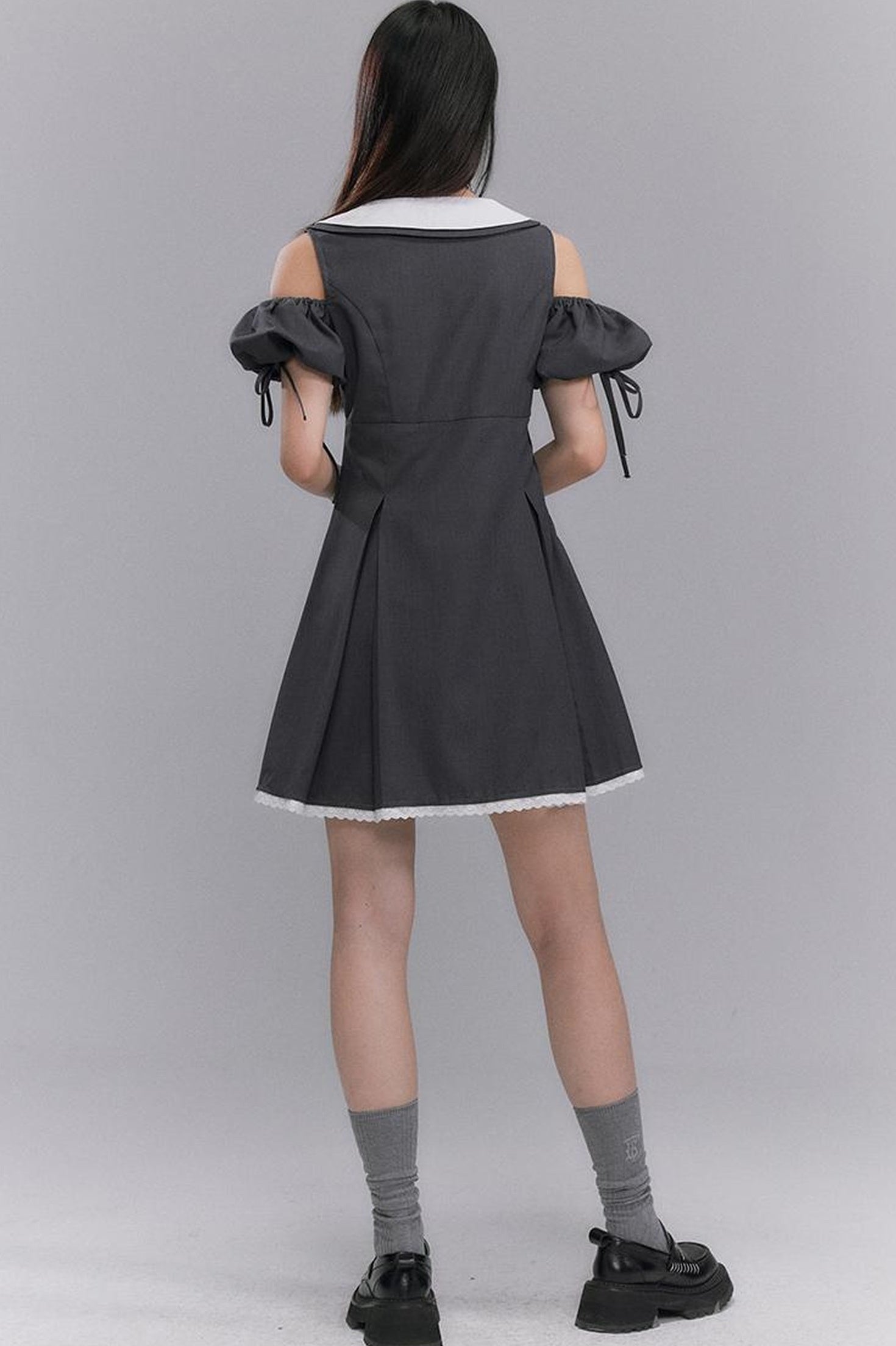 DIDDI MODA Artistic V Neck Bubble Sleeve Hollow Out Grey Mini Dress