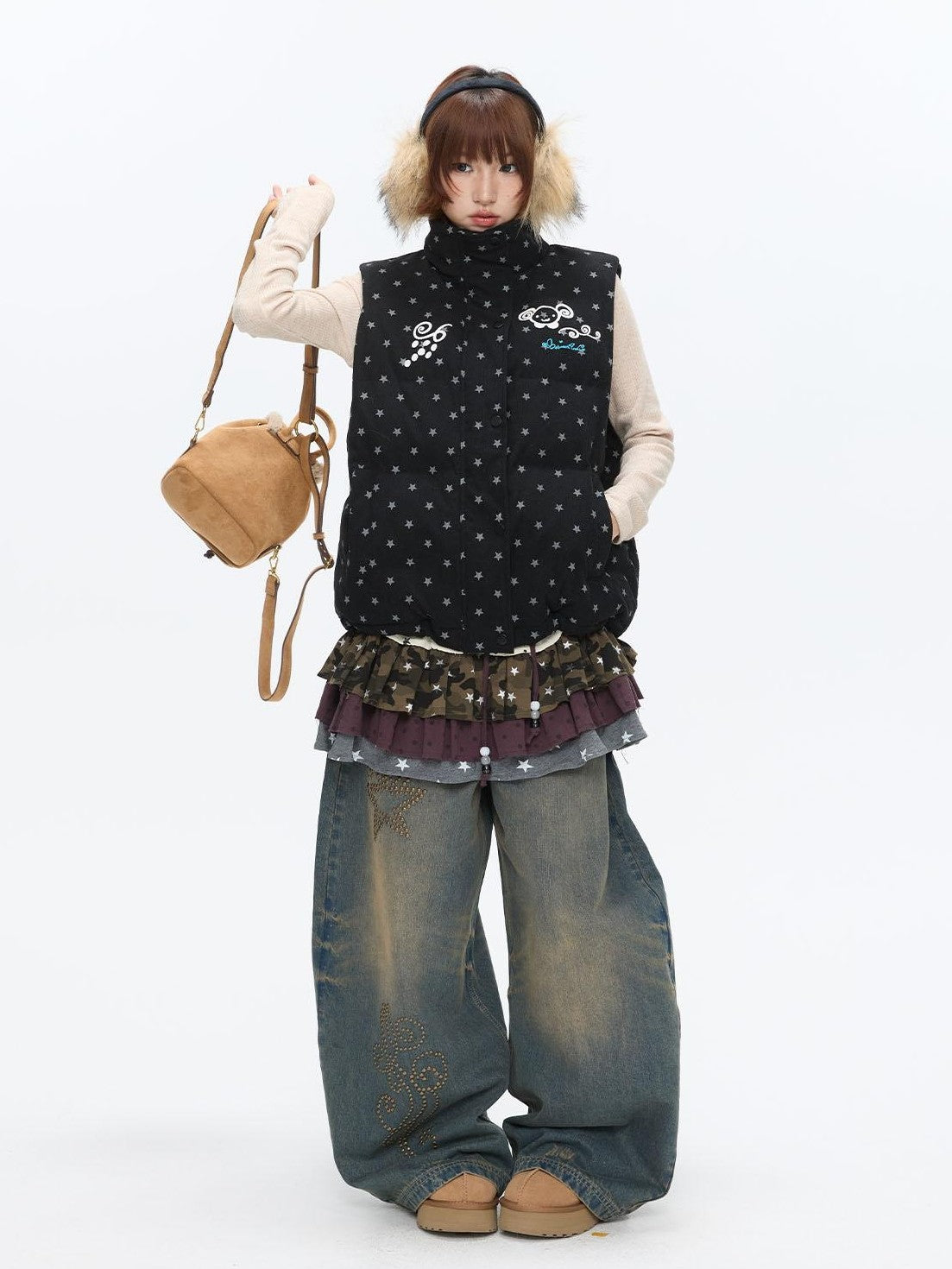 BETWEENAND Black Glitter Star Layered Vest Women&