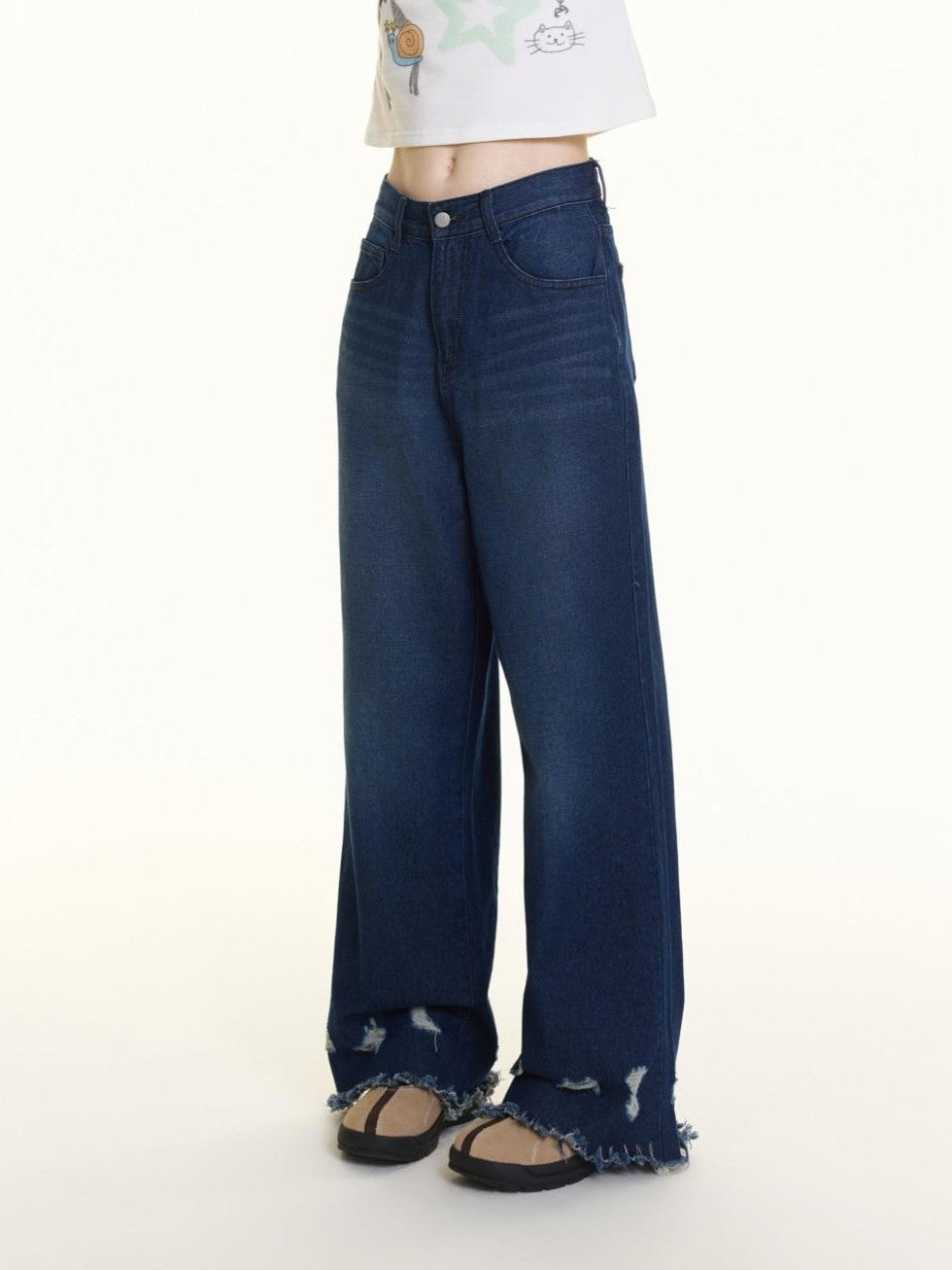 BETWEENAND Faded Wash Leg Lengthening Distressed Hem Women&
