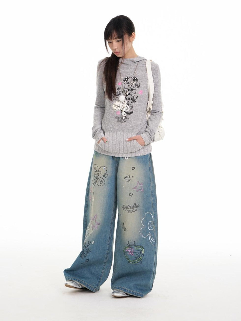 BETWEENAND Graffiti Illustration Rhinestone Washed Women&