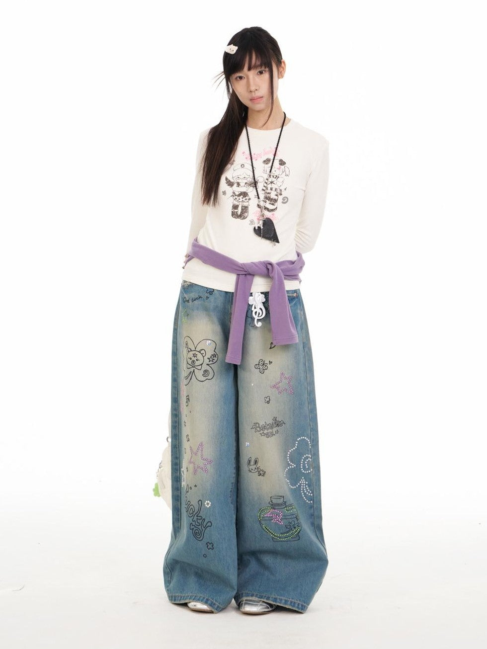BETWEENAND Graffiti Illustration Rhinestone Washed Women&