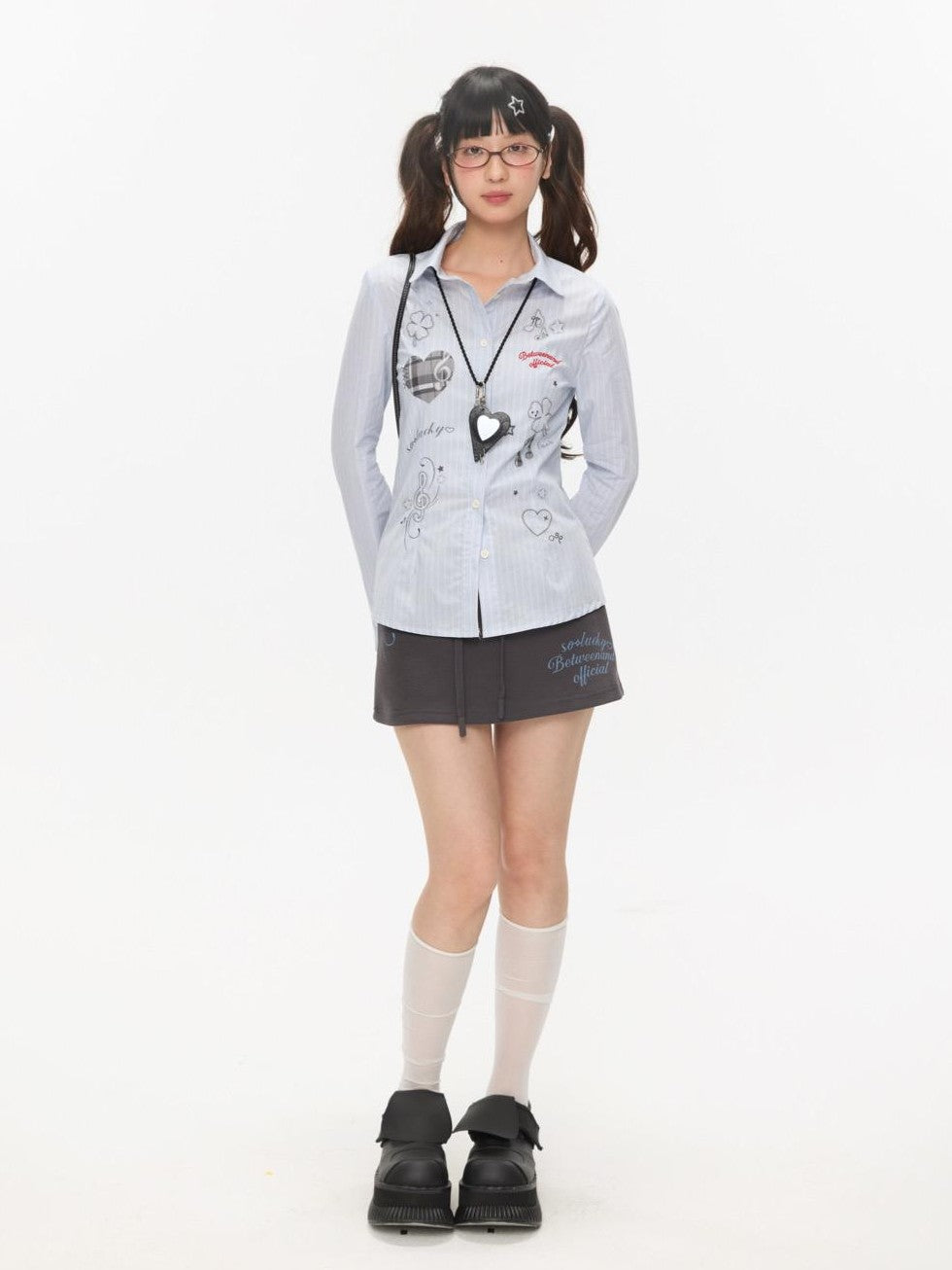BETWEENAND Gray Casual Music Note Embroidered Print Women&