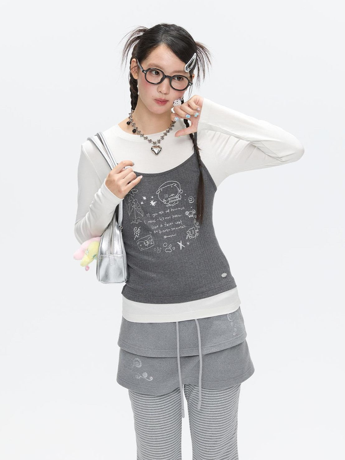 BETWEENAND Gray Glitter Print Faux Two Piece Vest Women&