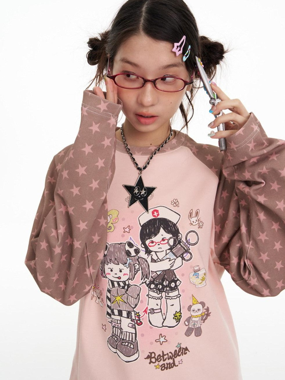 BETWEENAND Illustration Print Star Raglan Women&