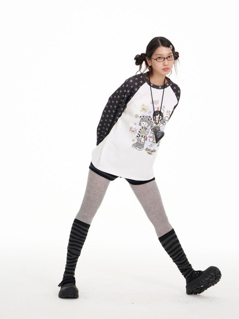 BETWEENAND Illustration Print Star Raglan Women&