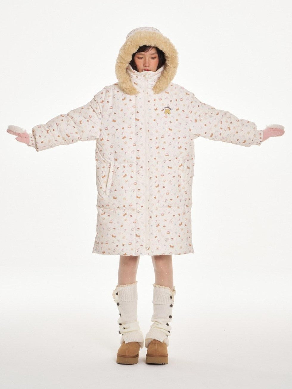 BETWEENAND Ivory Allover Print Embroidered Hooded Women&