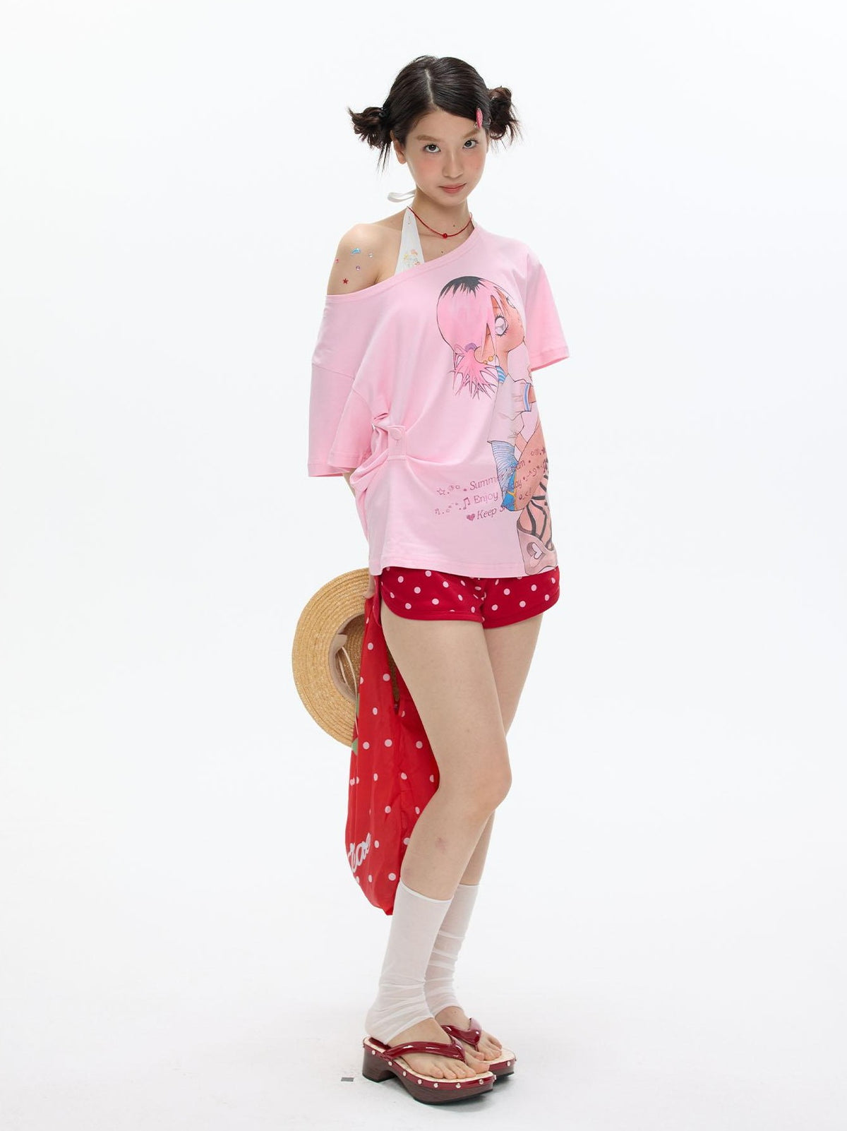BETWEENAND Manga Girl Print Slanted Shoulder Women&