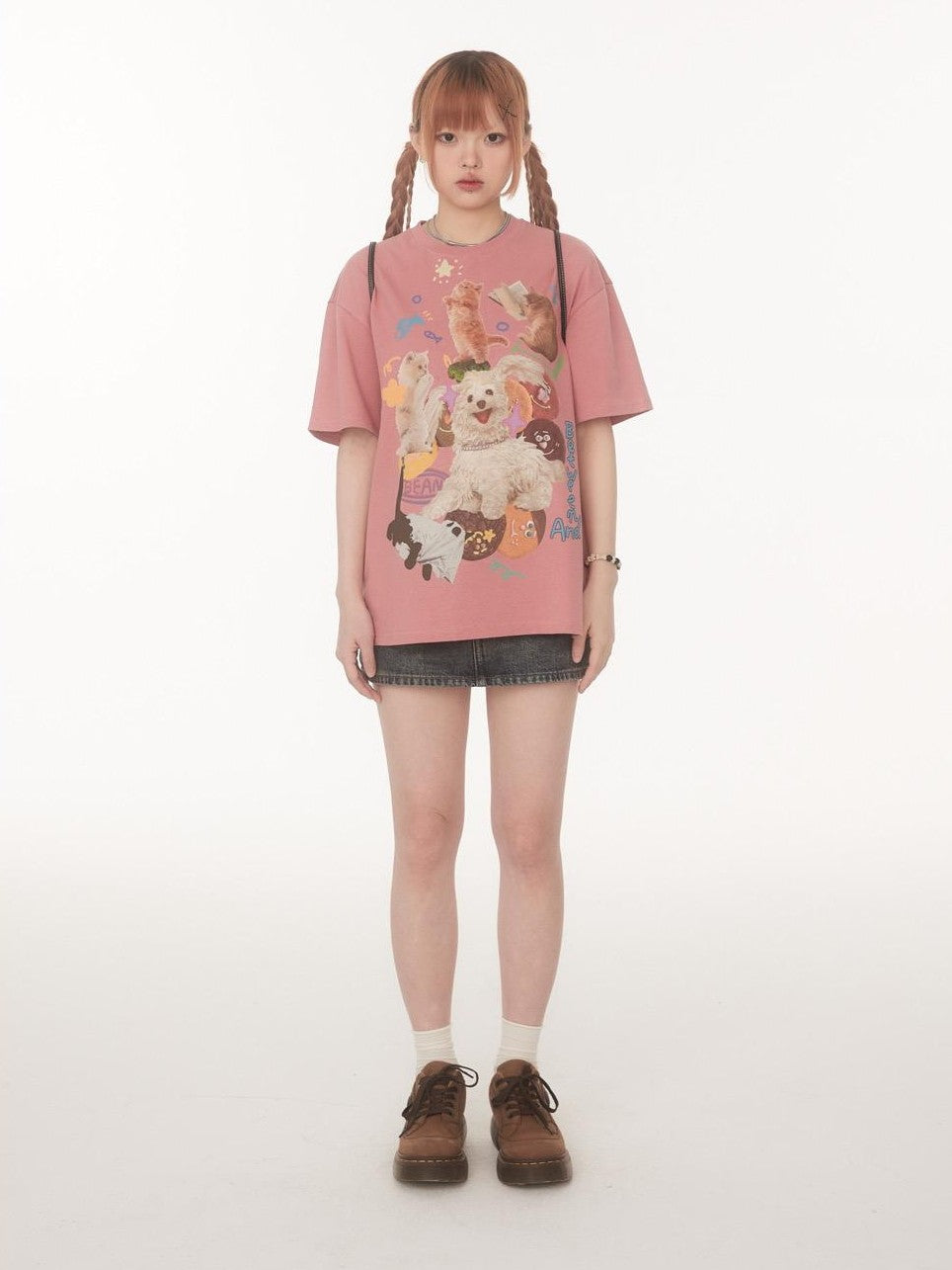 BETWEENAND Playful Cat Dog Print Creative Round Neck Women&