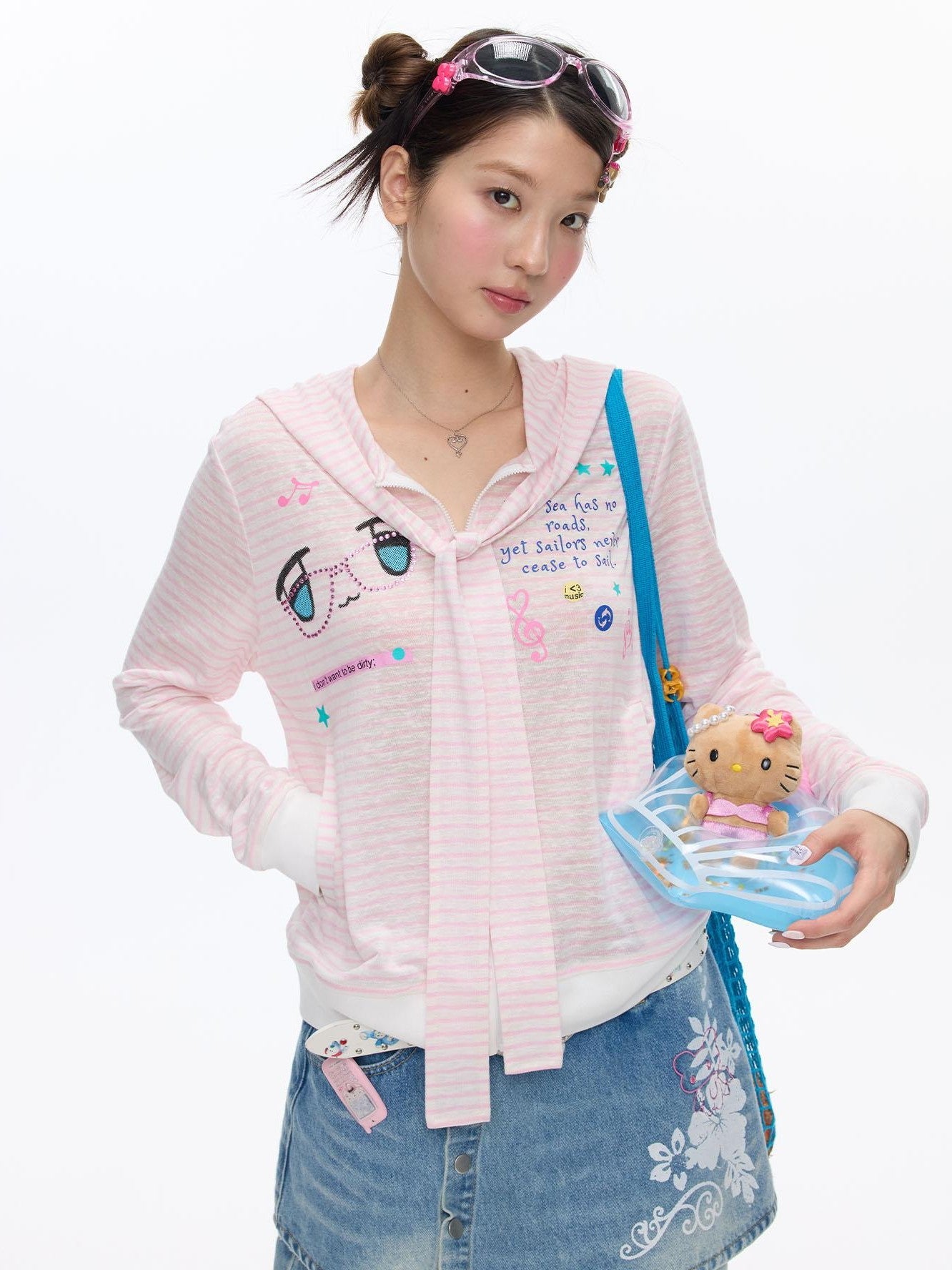 BETWEENAND Soft Pink Striped Printed Zippered Women&