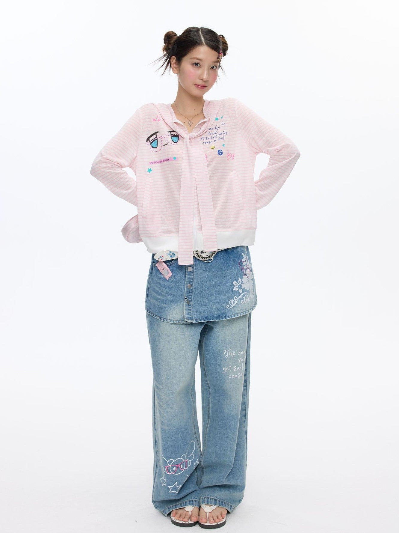 BETWEENAND Soft Pink Striped Printed Zippered Women&