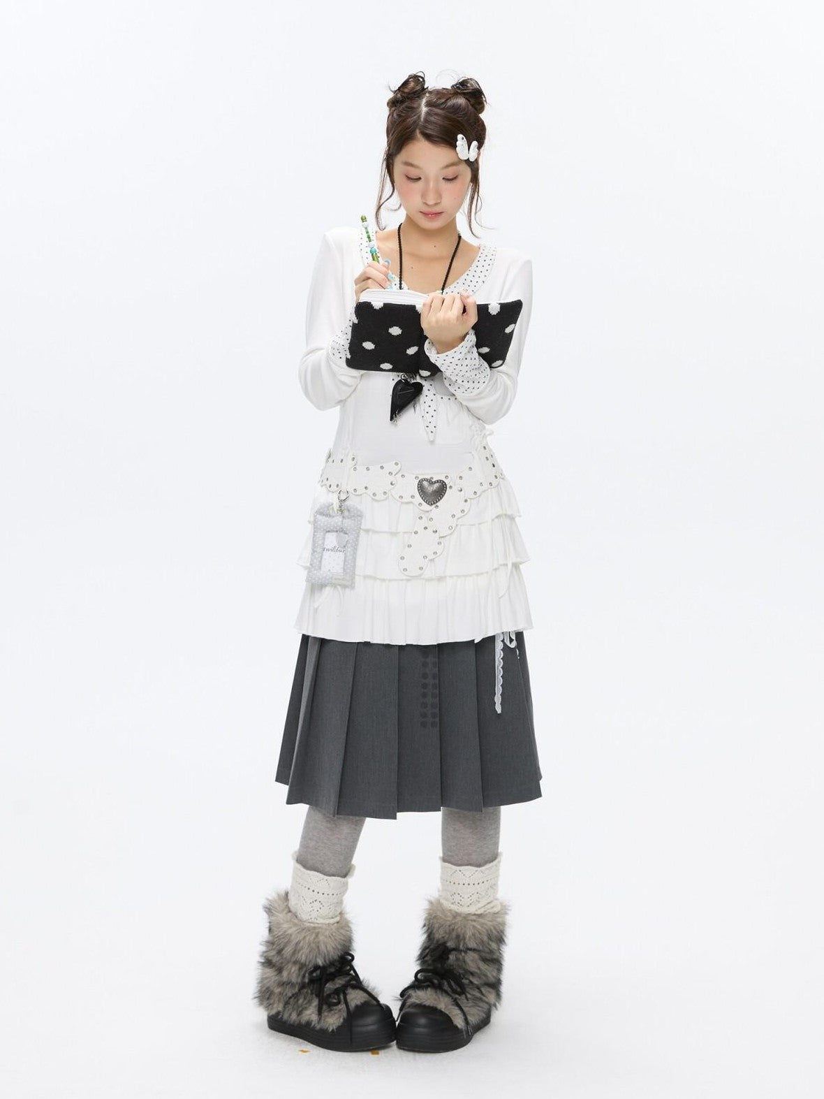 BETWEENAND Star Polka Tie Neck Spliced Ruffle Pleated Women&