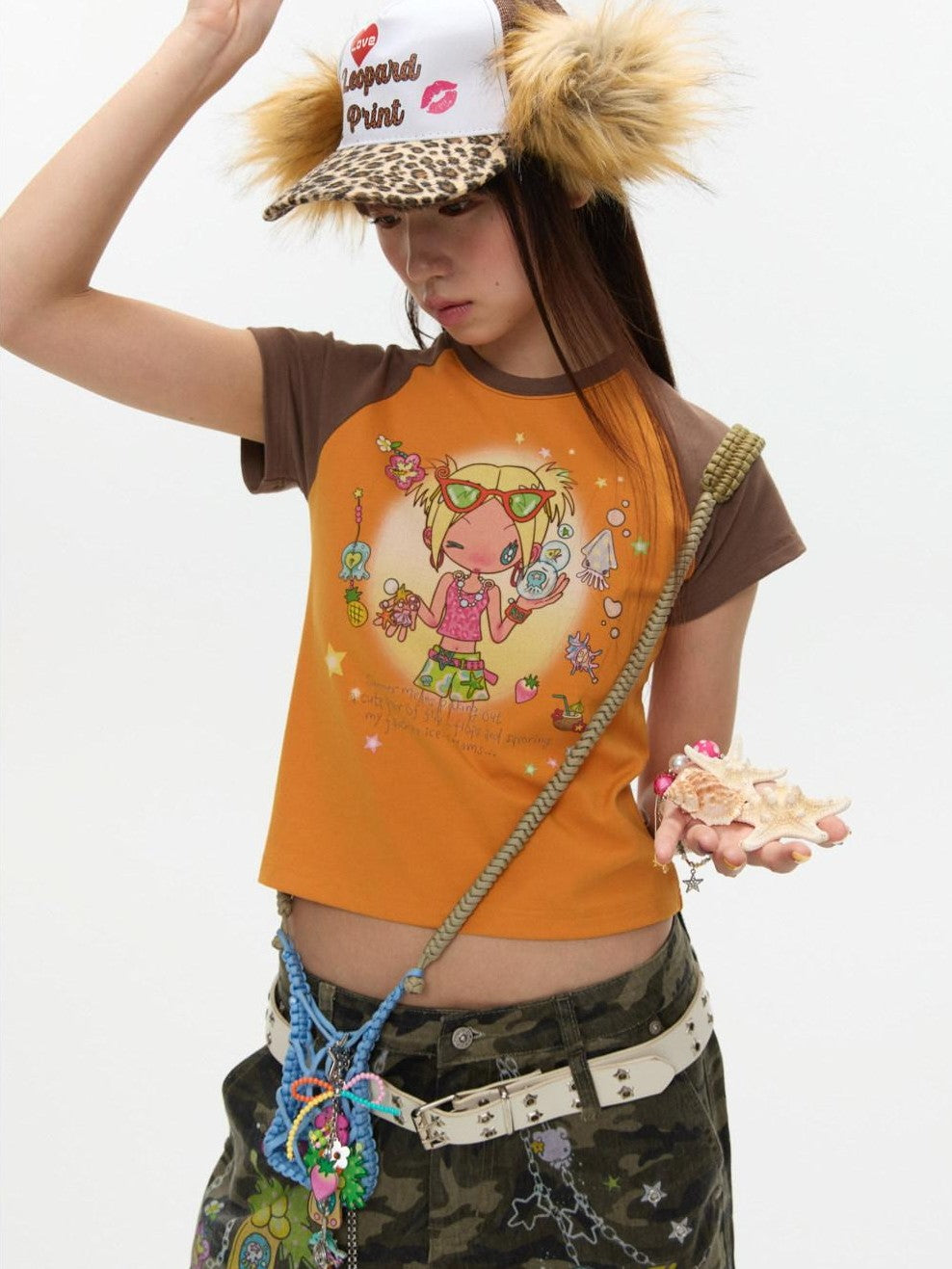 BETWEENAND Two Tone Colorblock Raglan Short Sleeve Print Women&