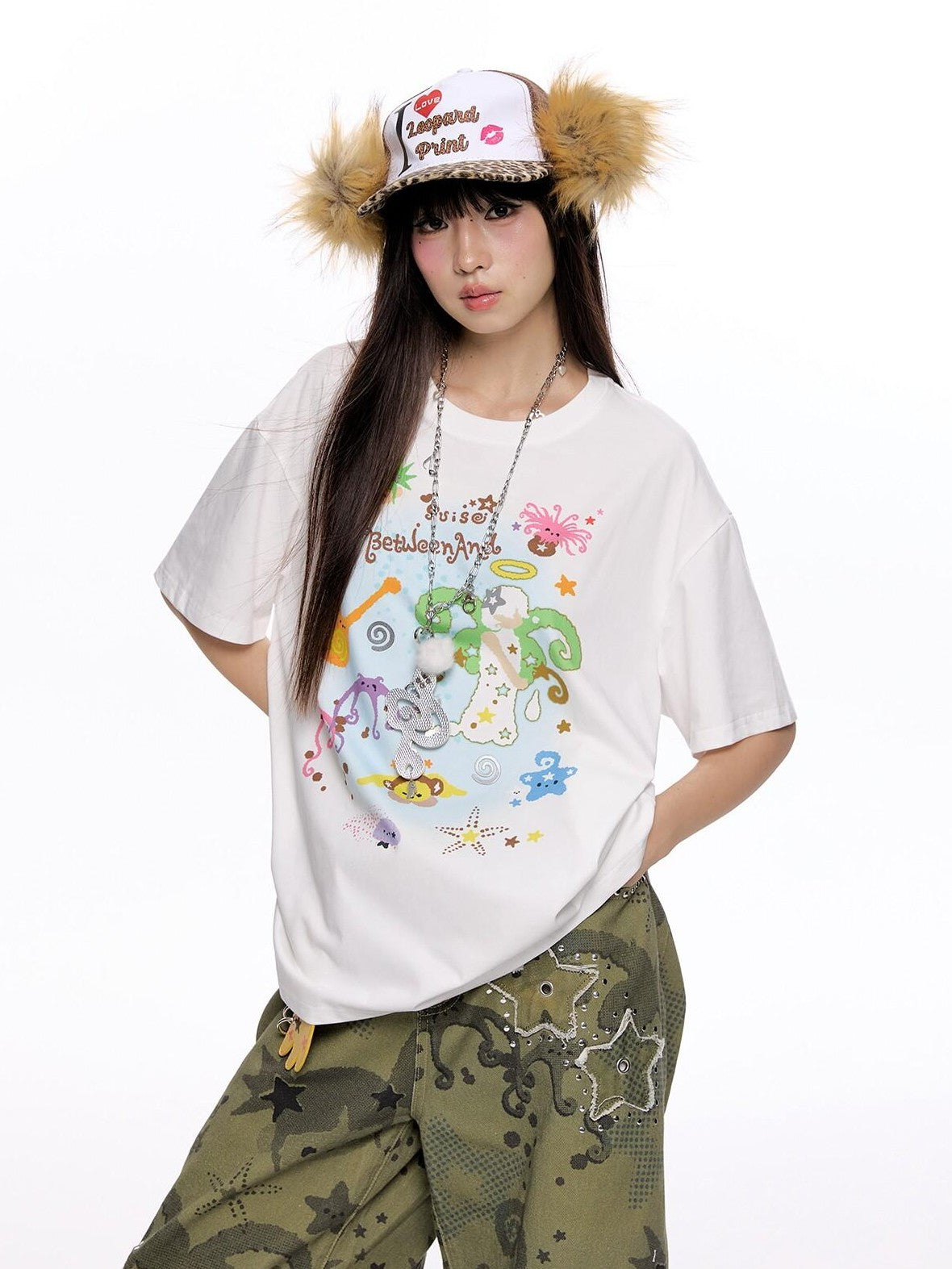 BETWEENAND Two Tone Printed Round Neck Women&