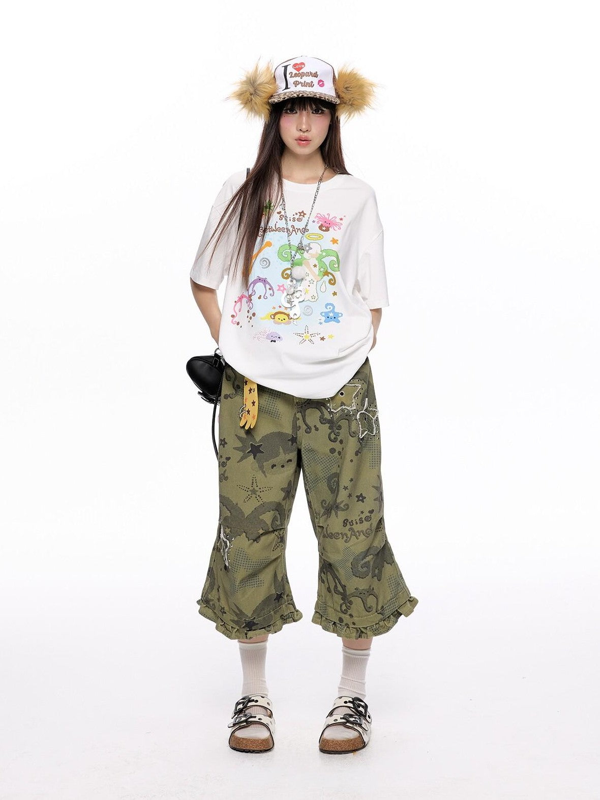 BETWEENAND Two Tone Printed Round Neck Women&