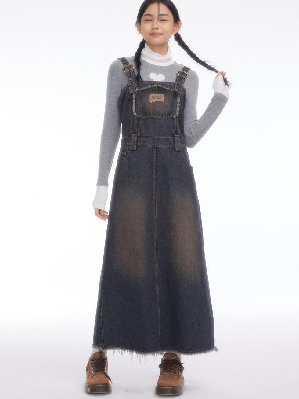 BETWEENAND Vintage Collegiate High Waist Denim Pinafore Women&