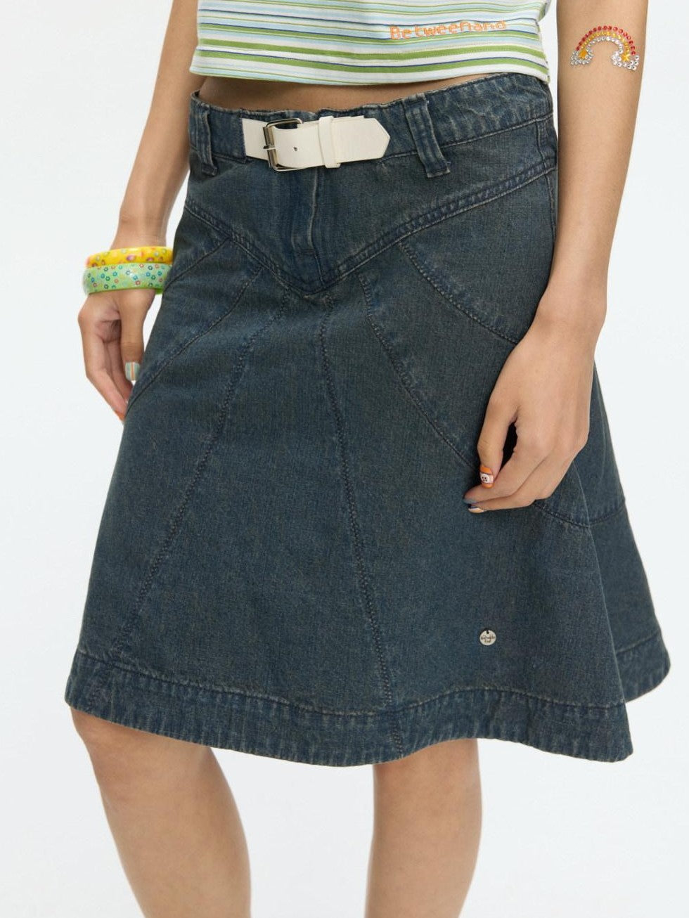BETWEENAND Vintage Denim A Line Mid Waist Heavy Detailing Women&