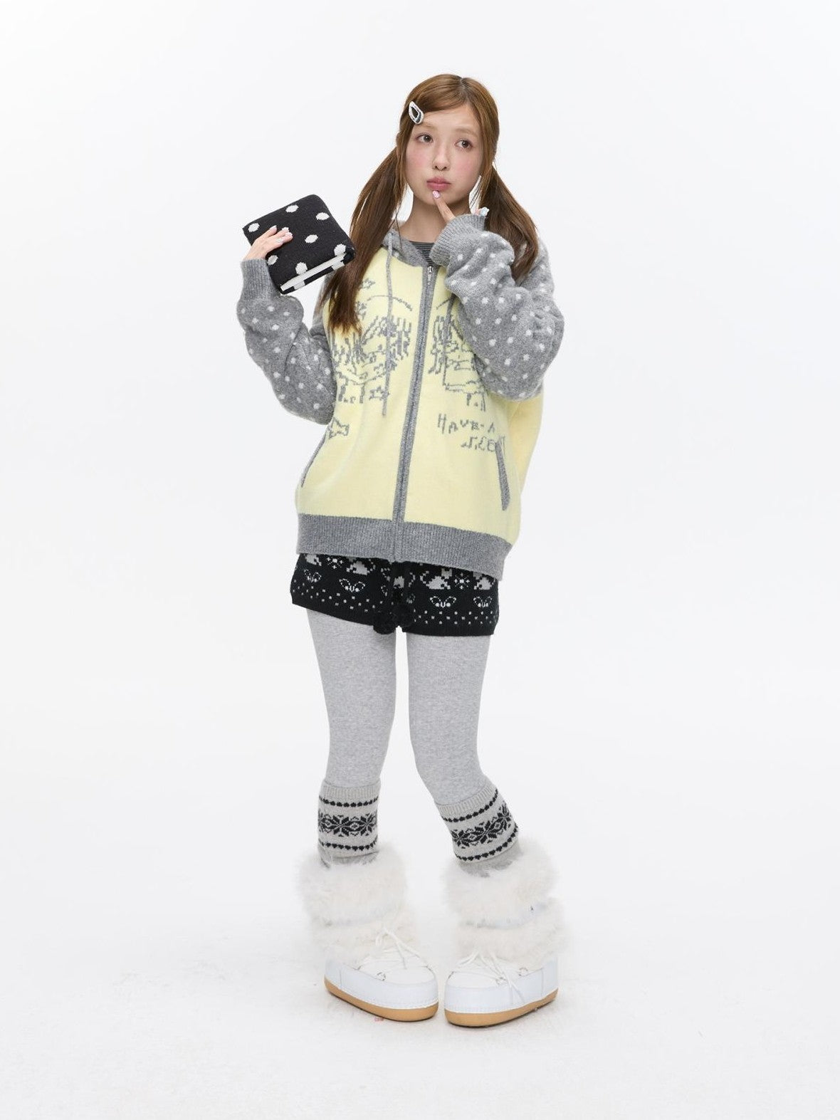 BETWEENAND Yellow Gray Polka Thick Jacquard Raglan Hooded Women&